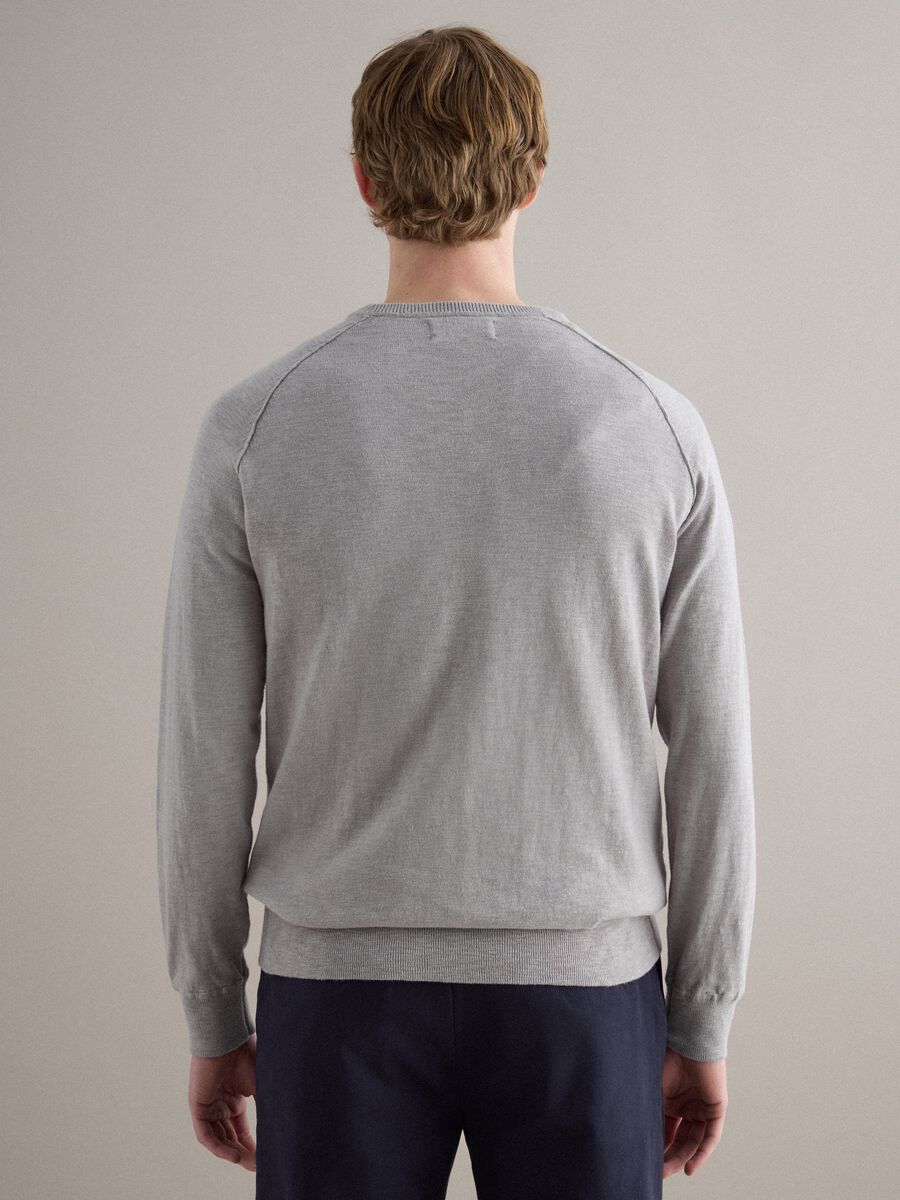 Regular fit grey crewneck sweater in pure cotton_3