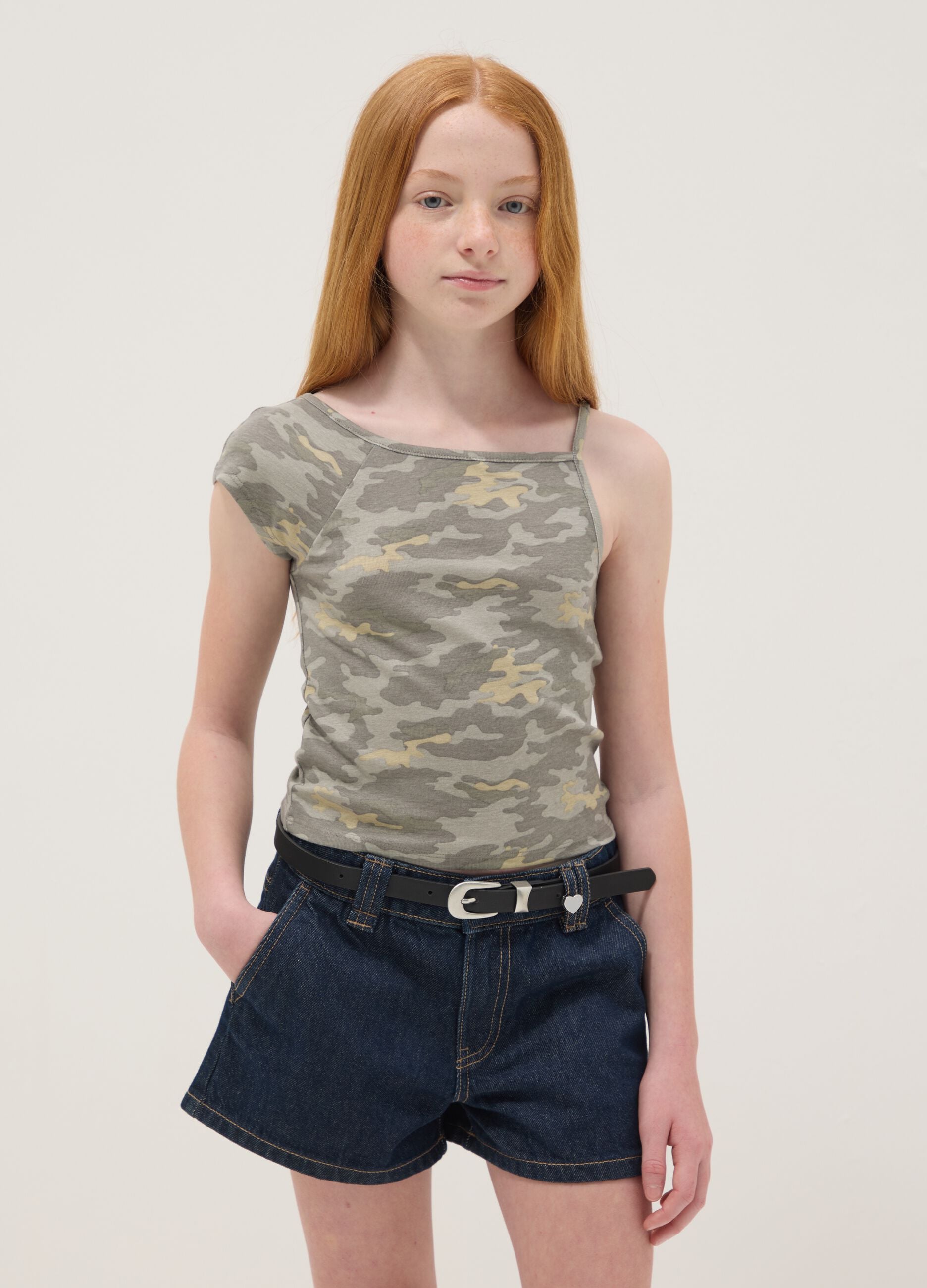 Grey cotton-blend one-shoulder T-shirt with camouflage print