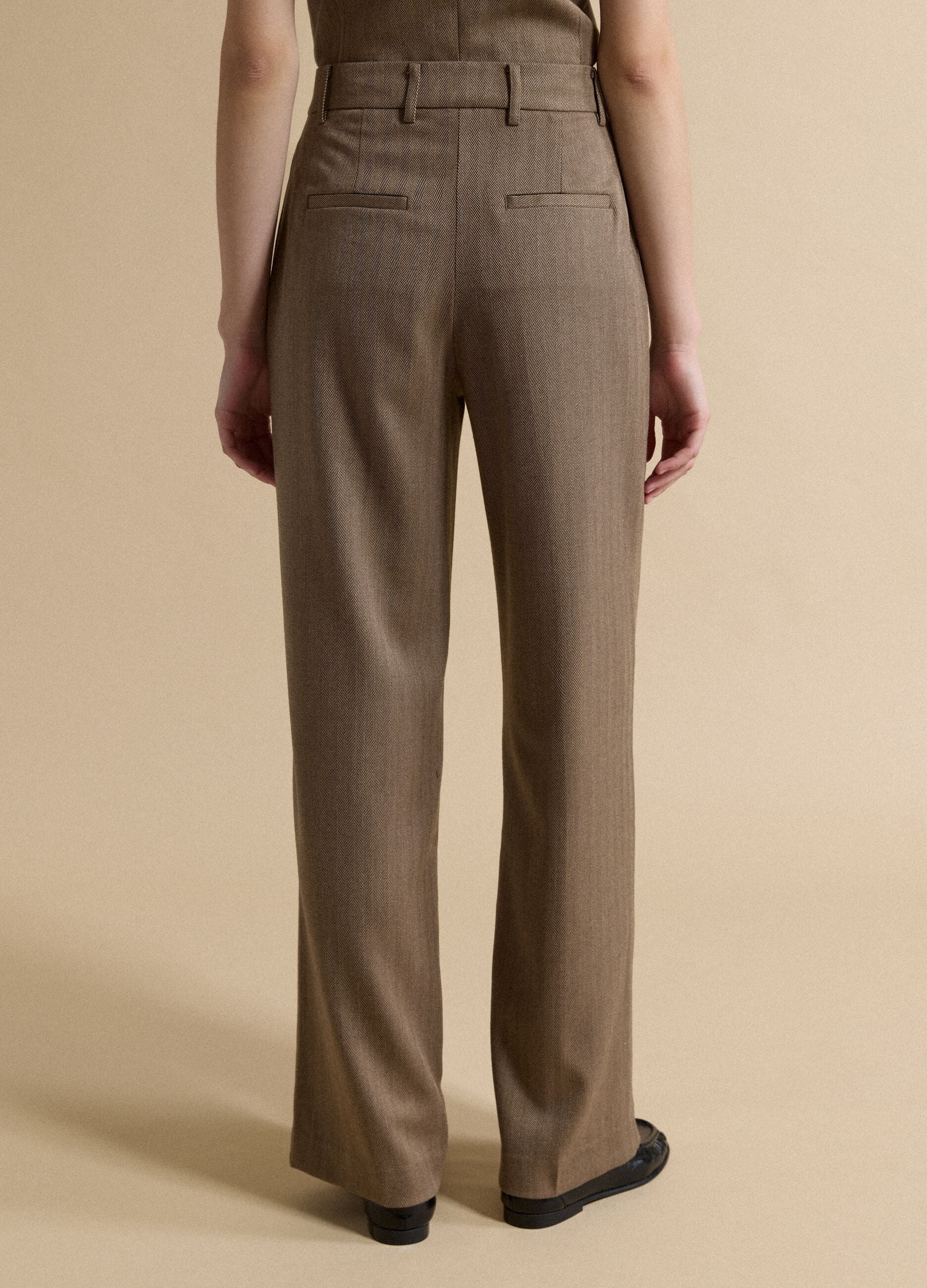 Brown regular-fit formal trousers in stretch viscose