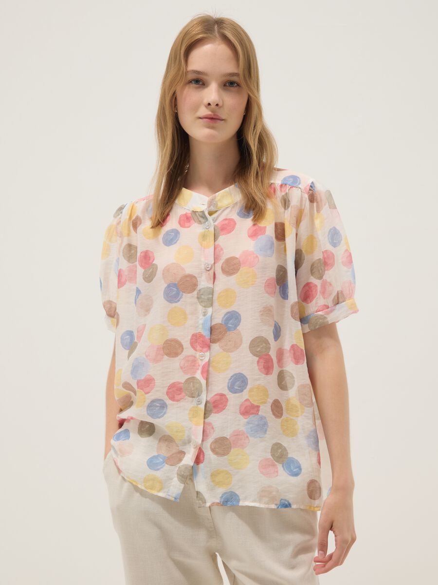 Blusa multicolor in misto lyocell con maniche corte_0