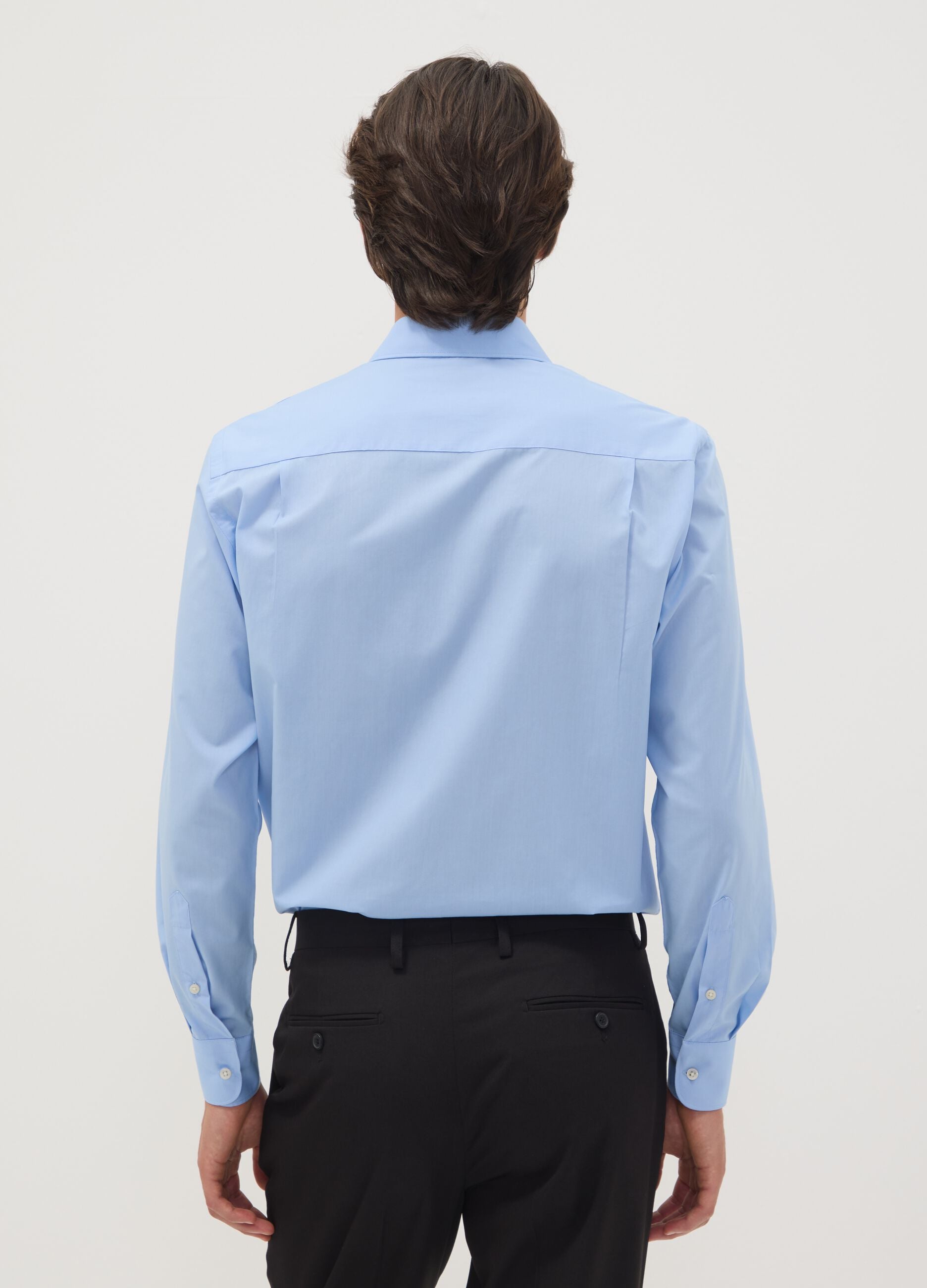 Light blue regular-fit shirt with classic collar, easy-iron
