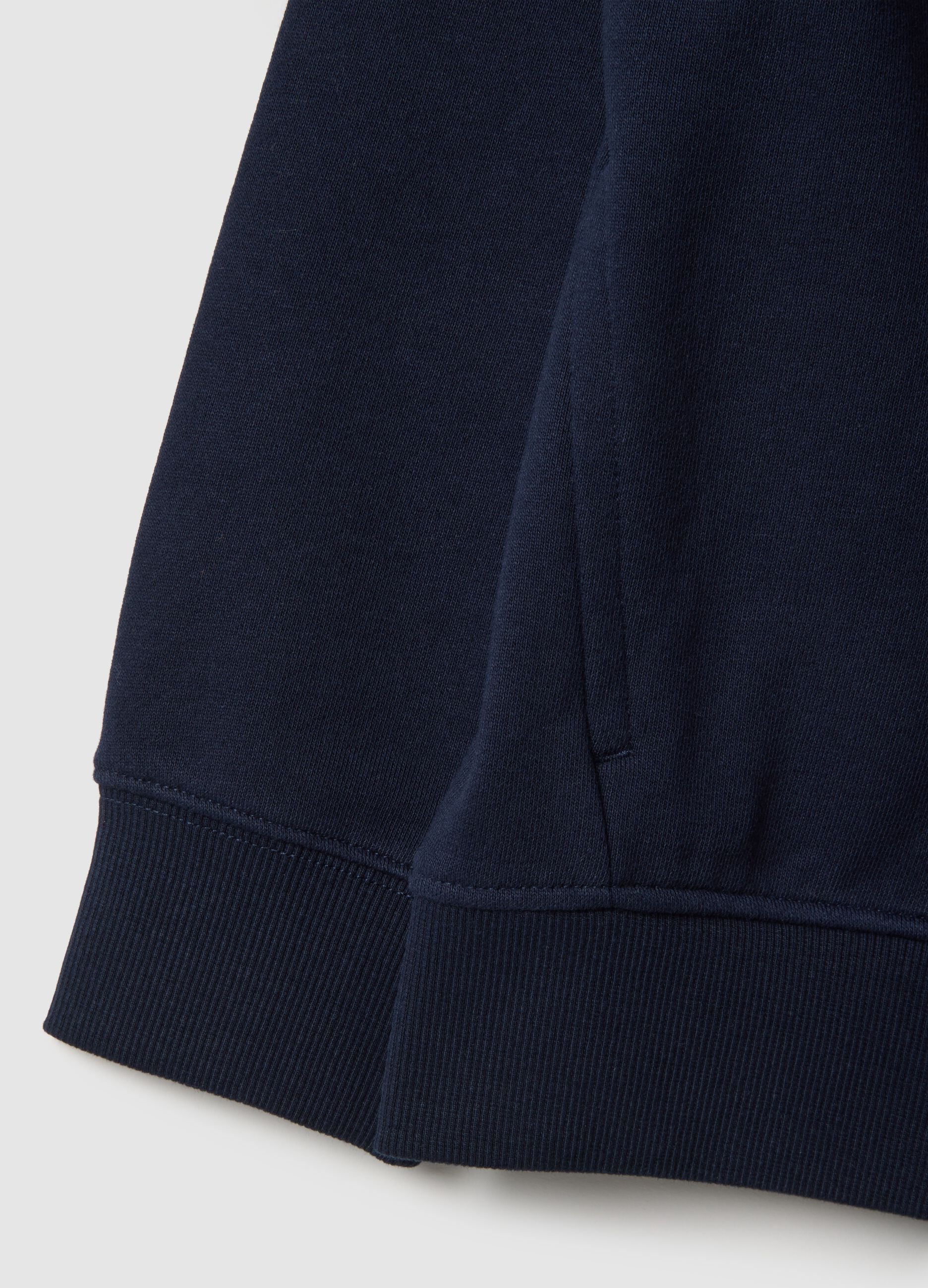 Kids' blue cotton hoodie with regular fit zip