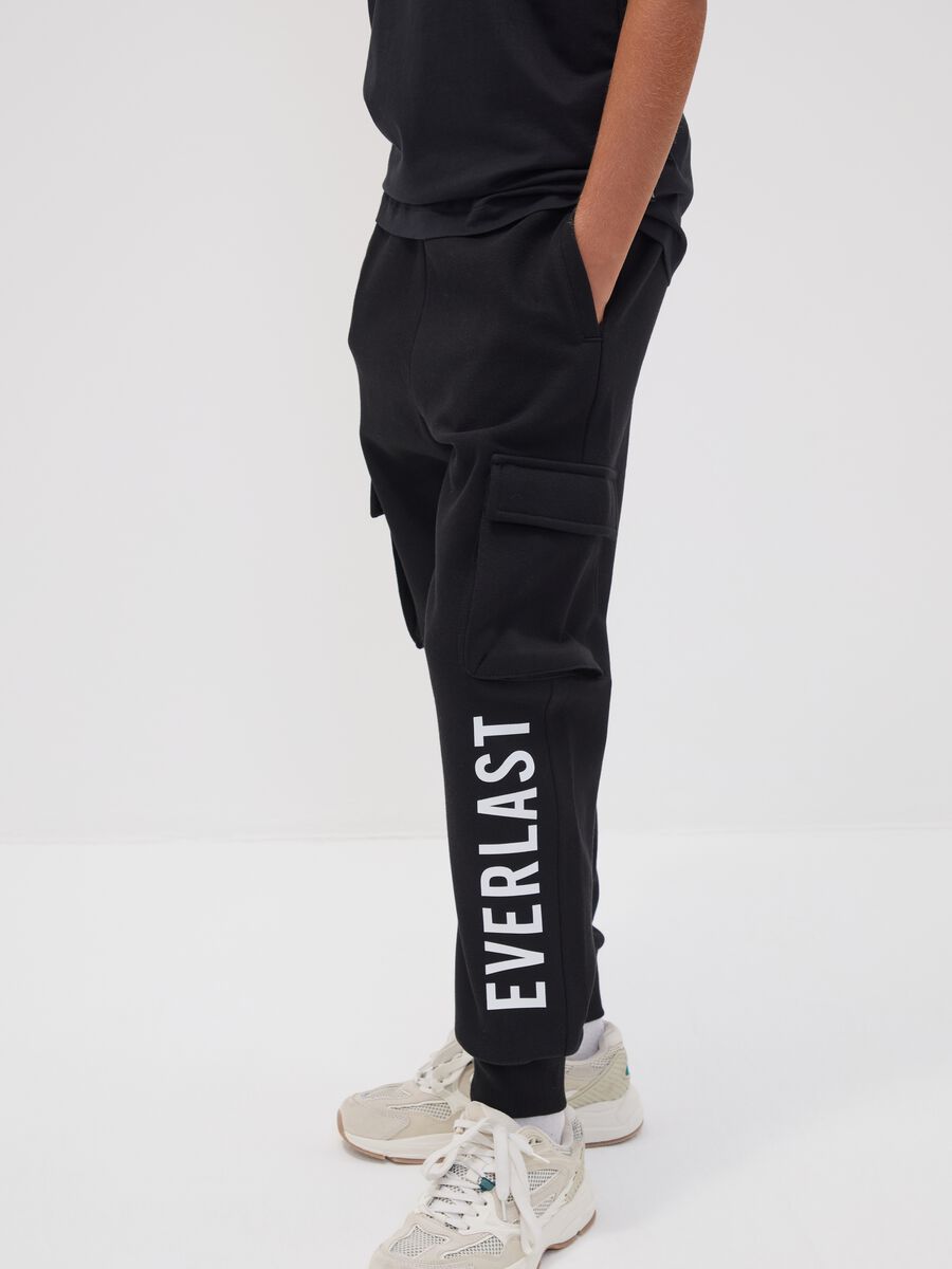Black cotton-blend joggers with cargo pockets for boys_2