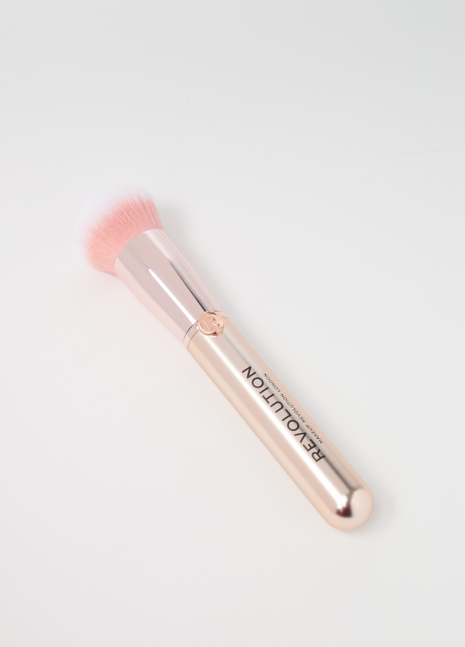 Create Buffing Foundation face brush R7