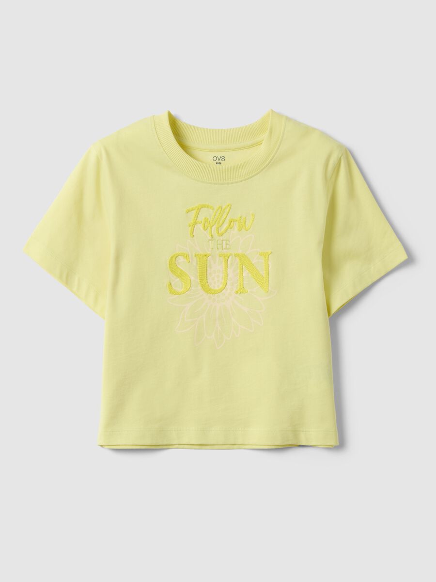 T-shirt in puro cotone gialla da ragazza regular fit con scritta_3