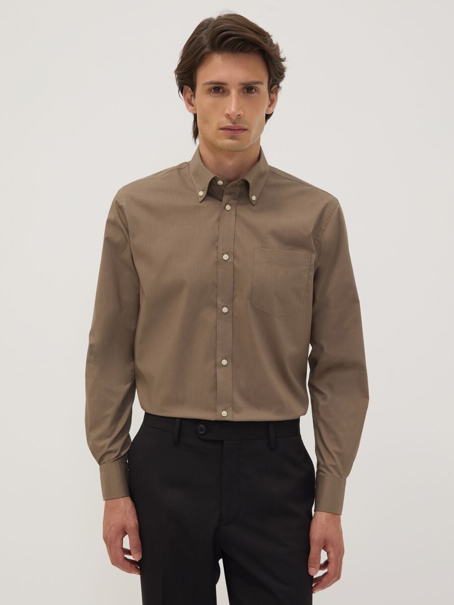 Brown regular-fit easy-iron button-down collar shirt_0