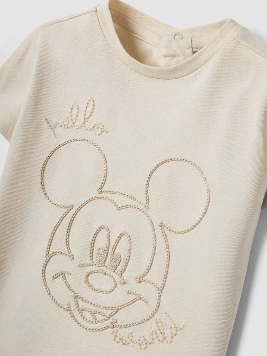 Beige pure cotton Mickey Mouse print T-shirt set for babies_2