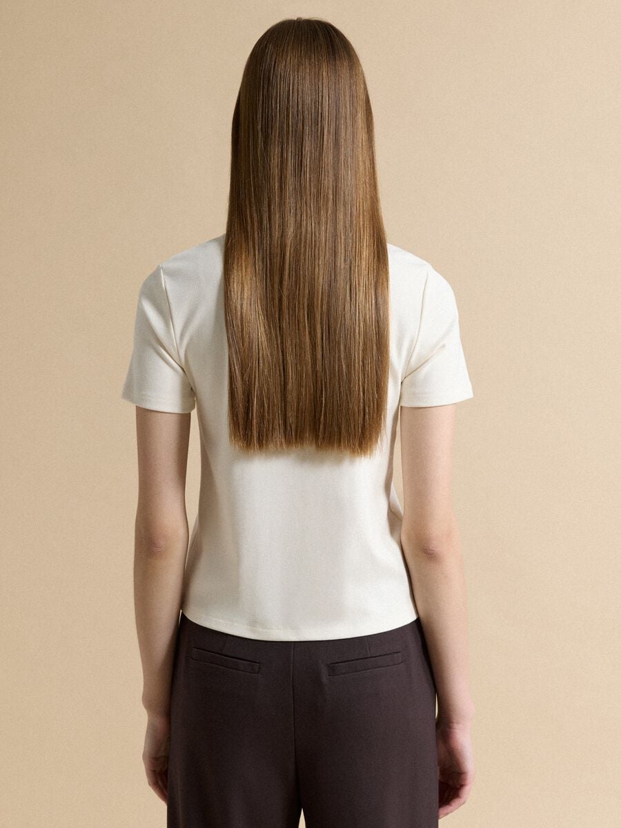 T-shirt beige in viscosa elasticizzata girocollo_3