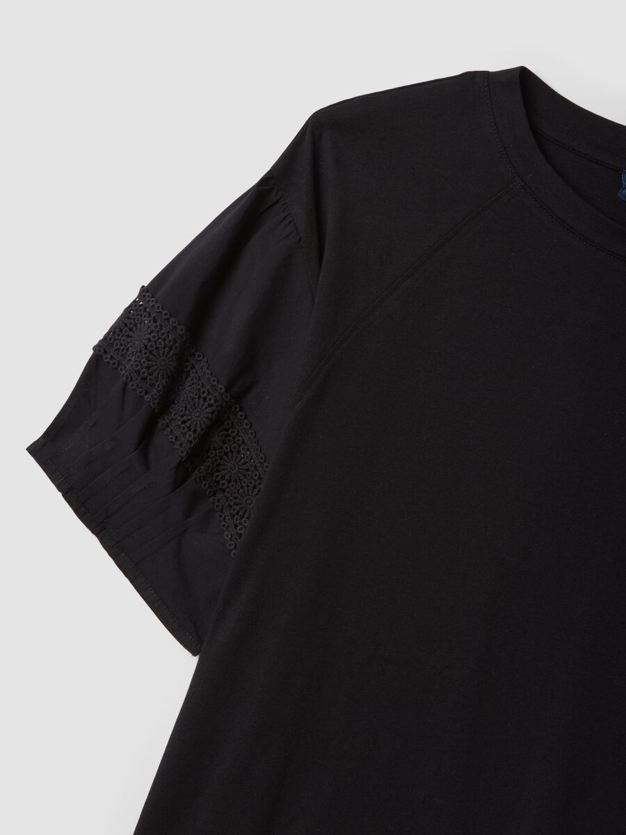 Black regular fit pure cotton t-shirt_5