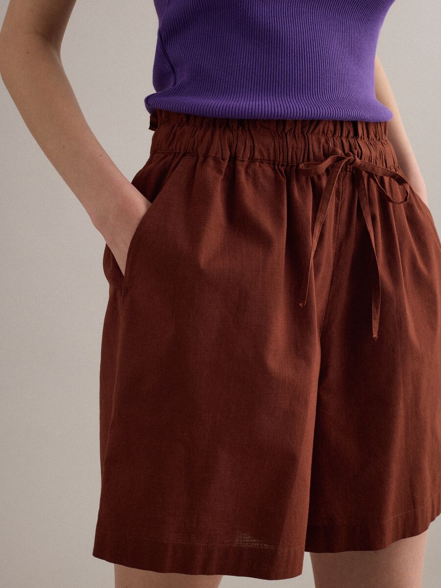 Brown pure cotton regular-fit shorts_3