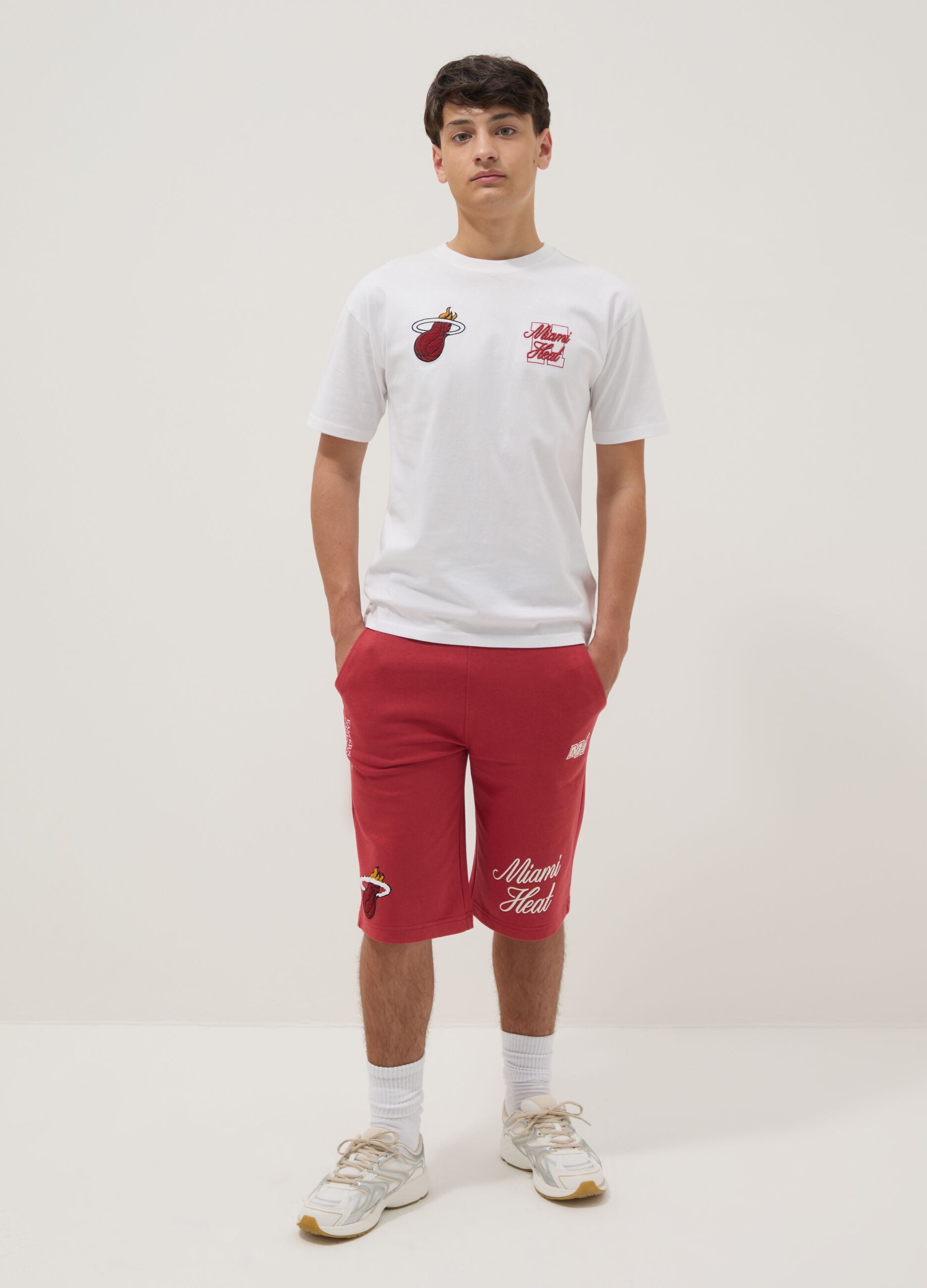Red regular-fit cotton-blend shorts