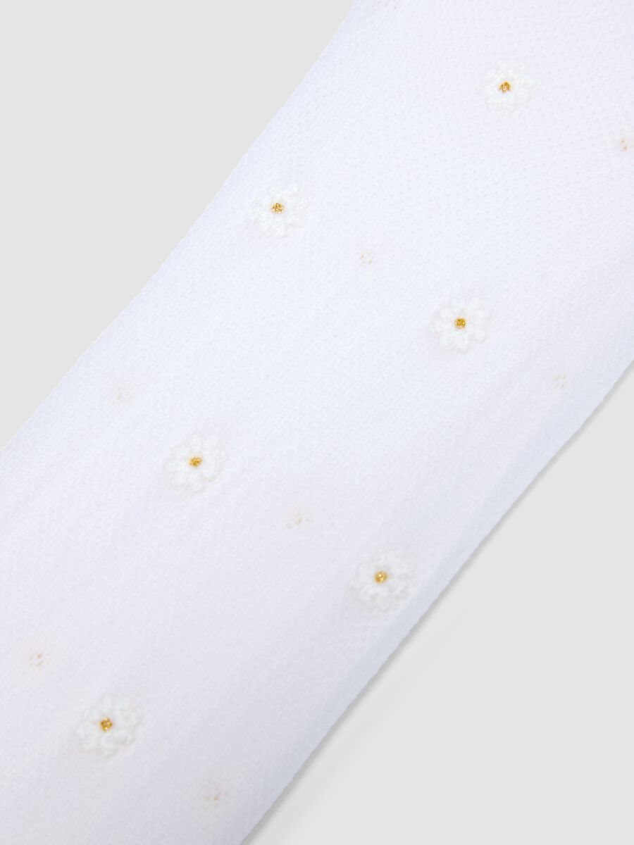 Comfortable white stretchy girl's tights with daisies_2