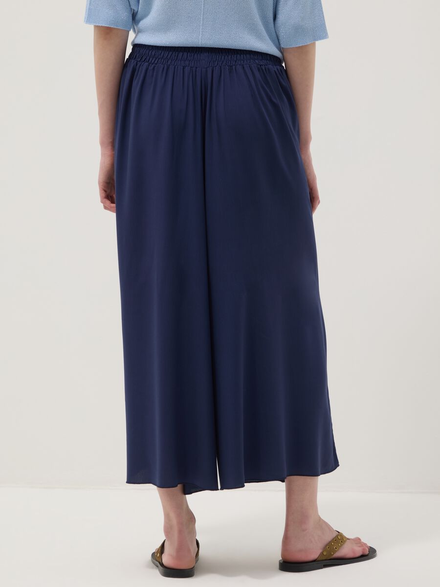 Wide blue pure-viscose trousers with elasticated waist, regular fit_2