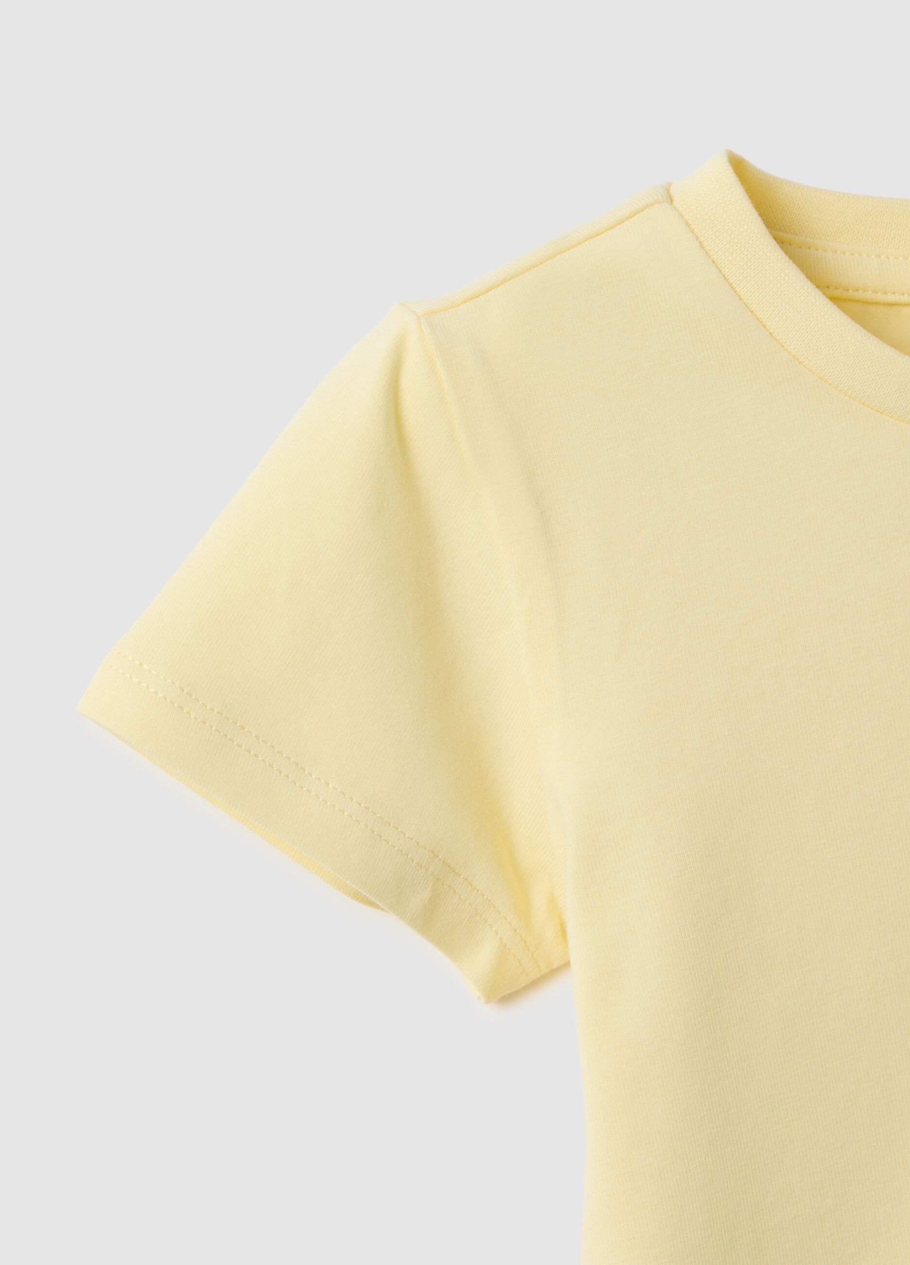 Yellow stretchy cotton girl's t-shirt regular fit with heart