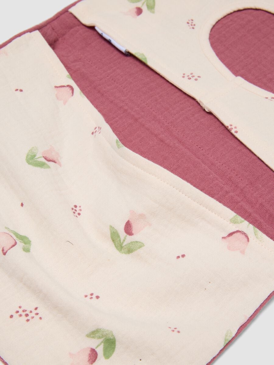 Pink portable changing mat in pure cotton with floral print_2