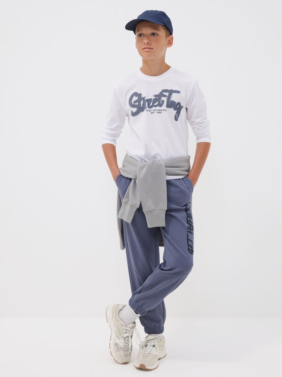 Grey oversized pure cotton jogger trousers with "Get Hyped" slogan for boys_1