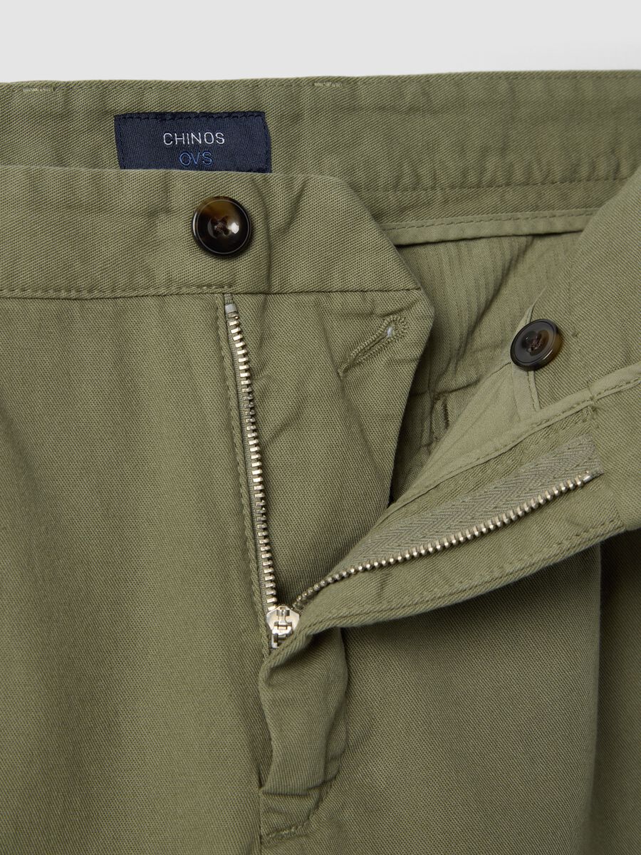 Pantaloni chino verdi in puro cotone carrot fit_5