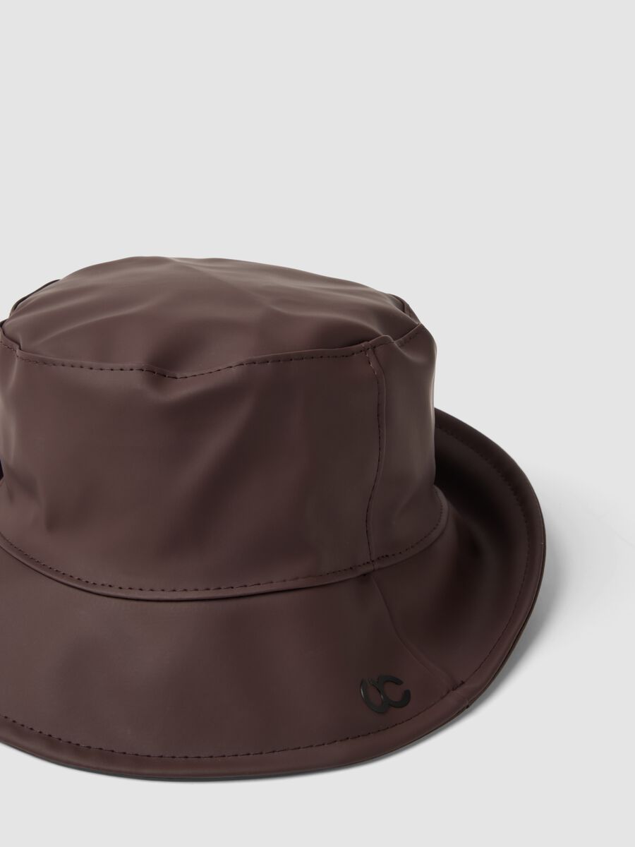 Cappello marrone a secchiello_2