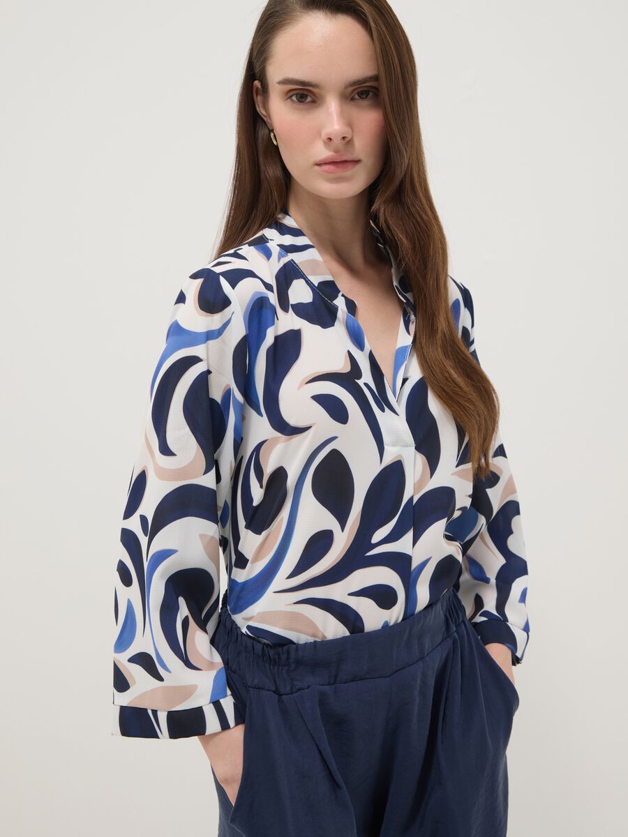 Multicolour patterned long-sleeve V-neck blouse_2