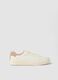White and beige sneakers with a regular fit_0