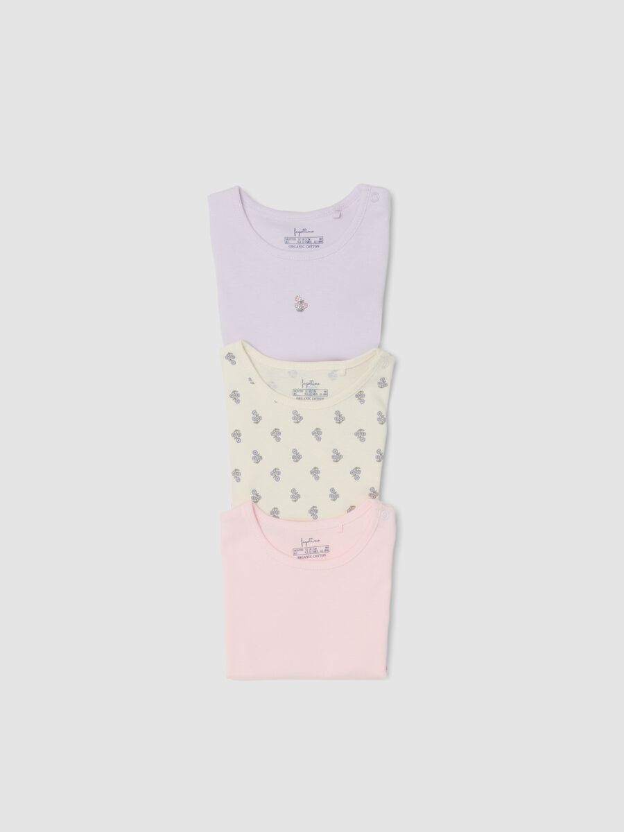 Multicoloured 3-pack of pure organic cotton bodysuits for baby girls_2