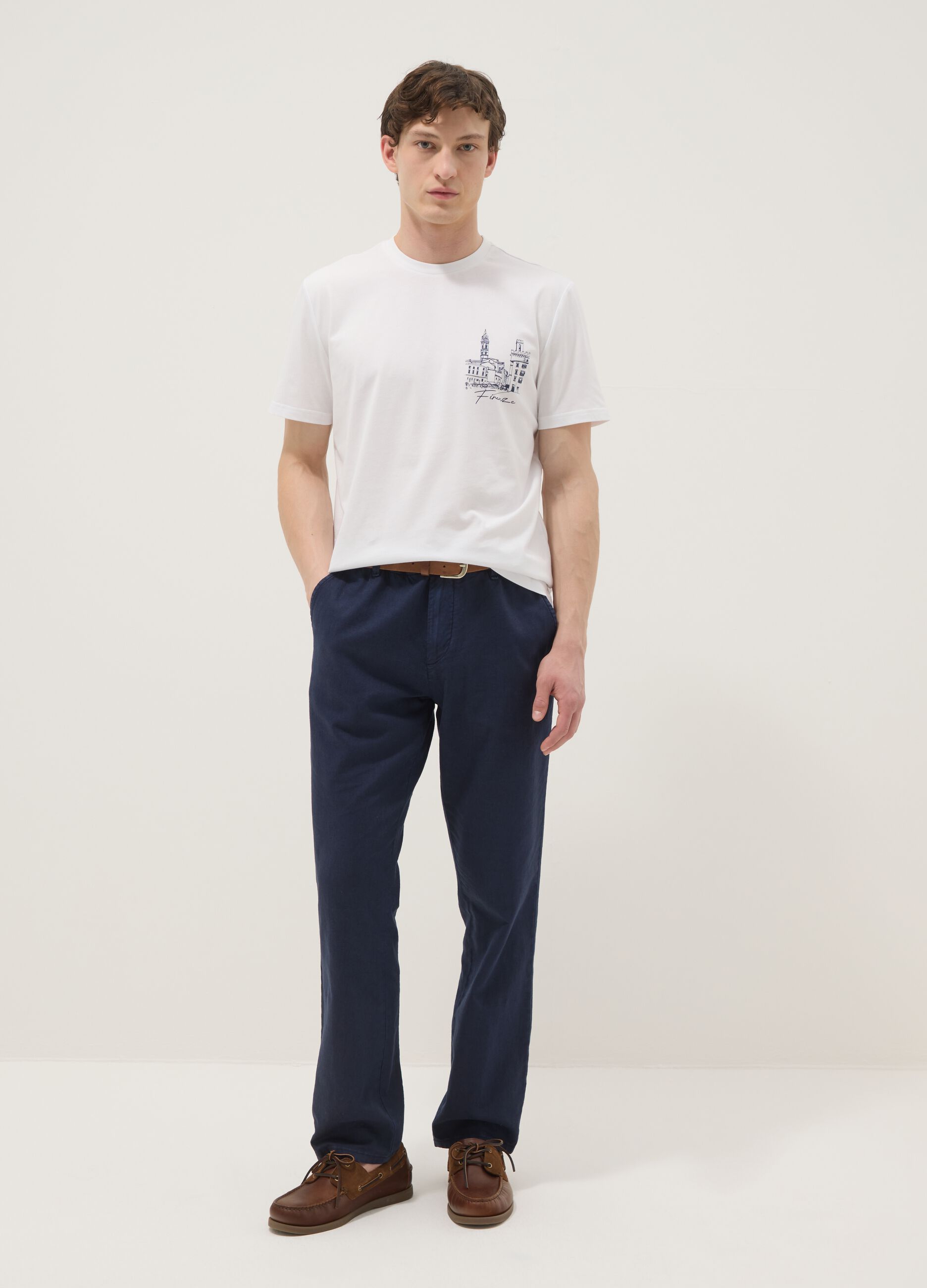 White pure cotton T-shirt with front print, regular fit