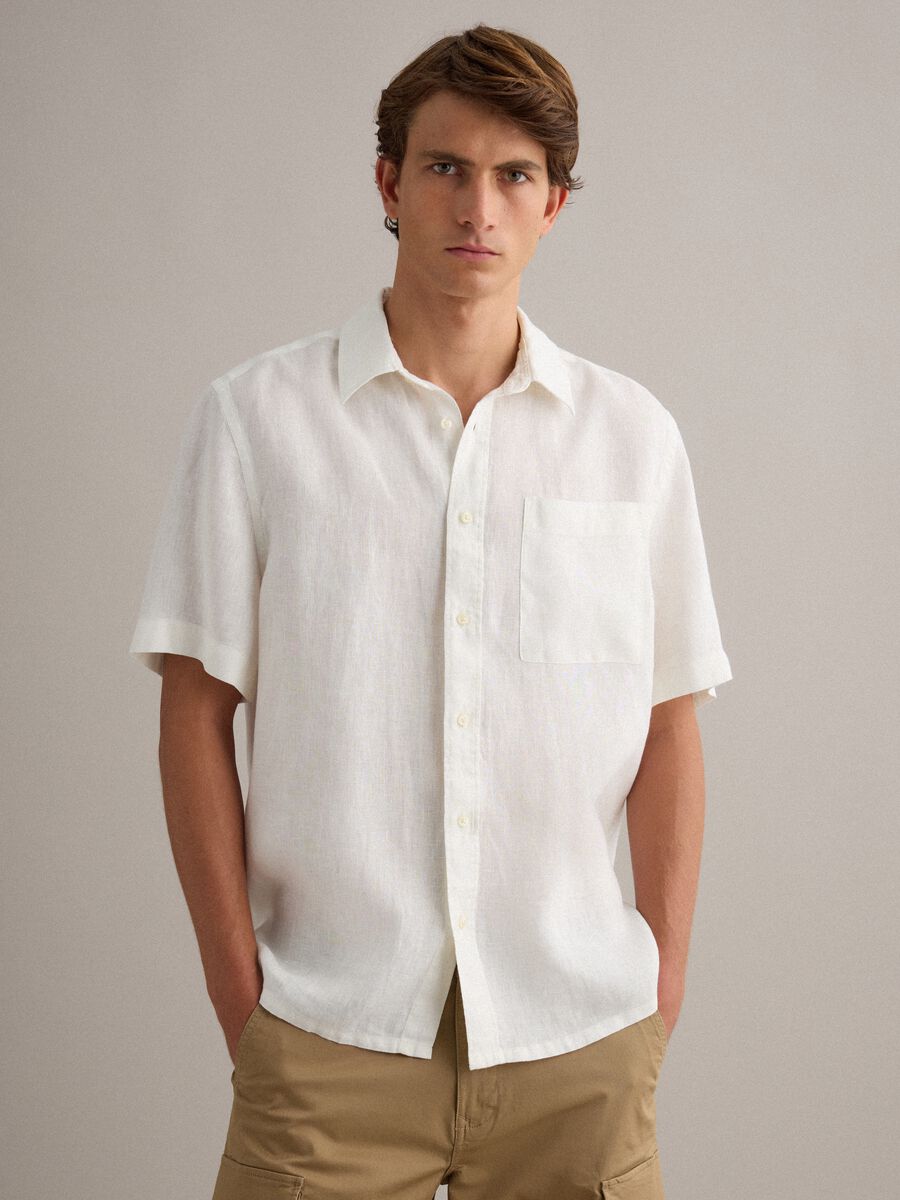 White pure linen short-sleeve shirt, regular fit with chest pocket_1