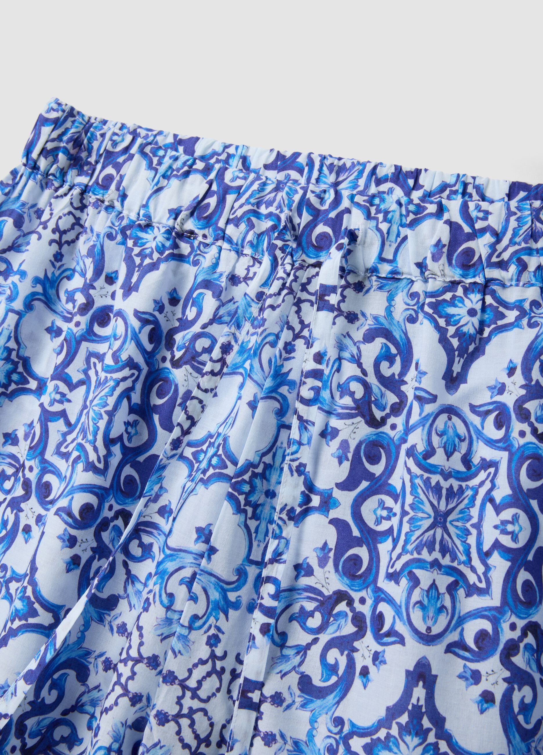 Blue pure cotton trousers with all-over print