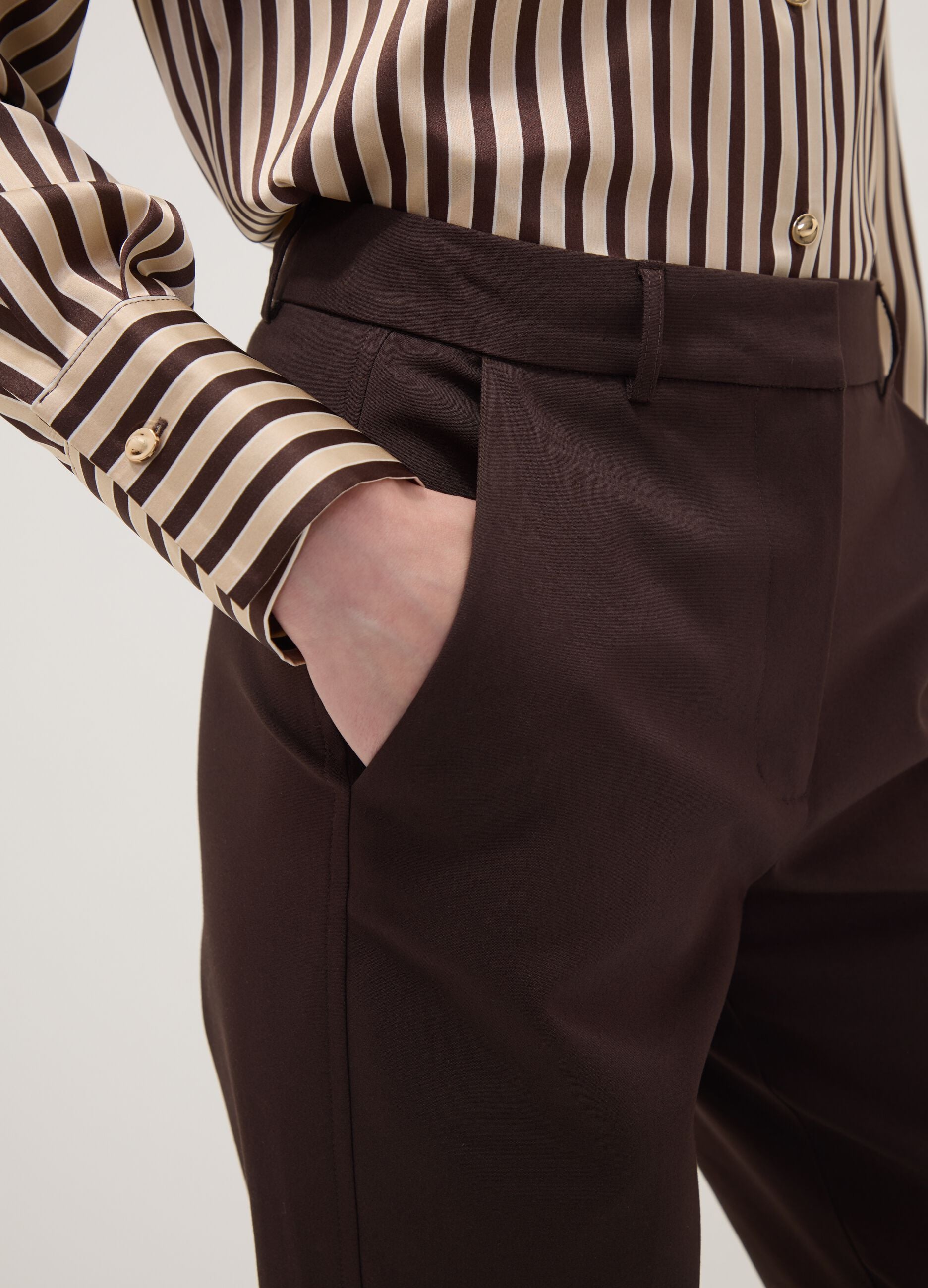 Slim-fit brown stretch cotton trousers