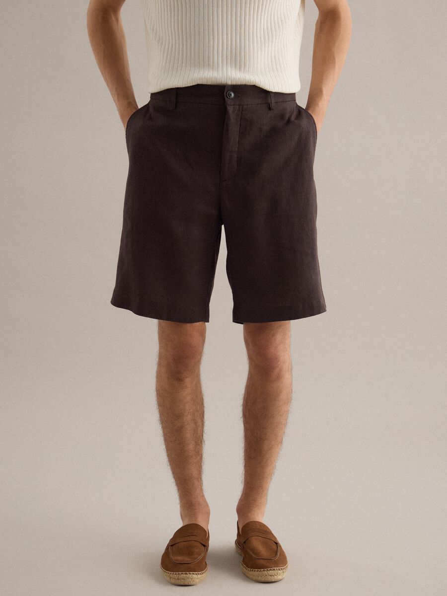 Brown pure linen Bermuda shorts with regular fit_3