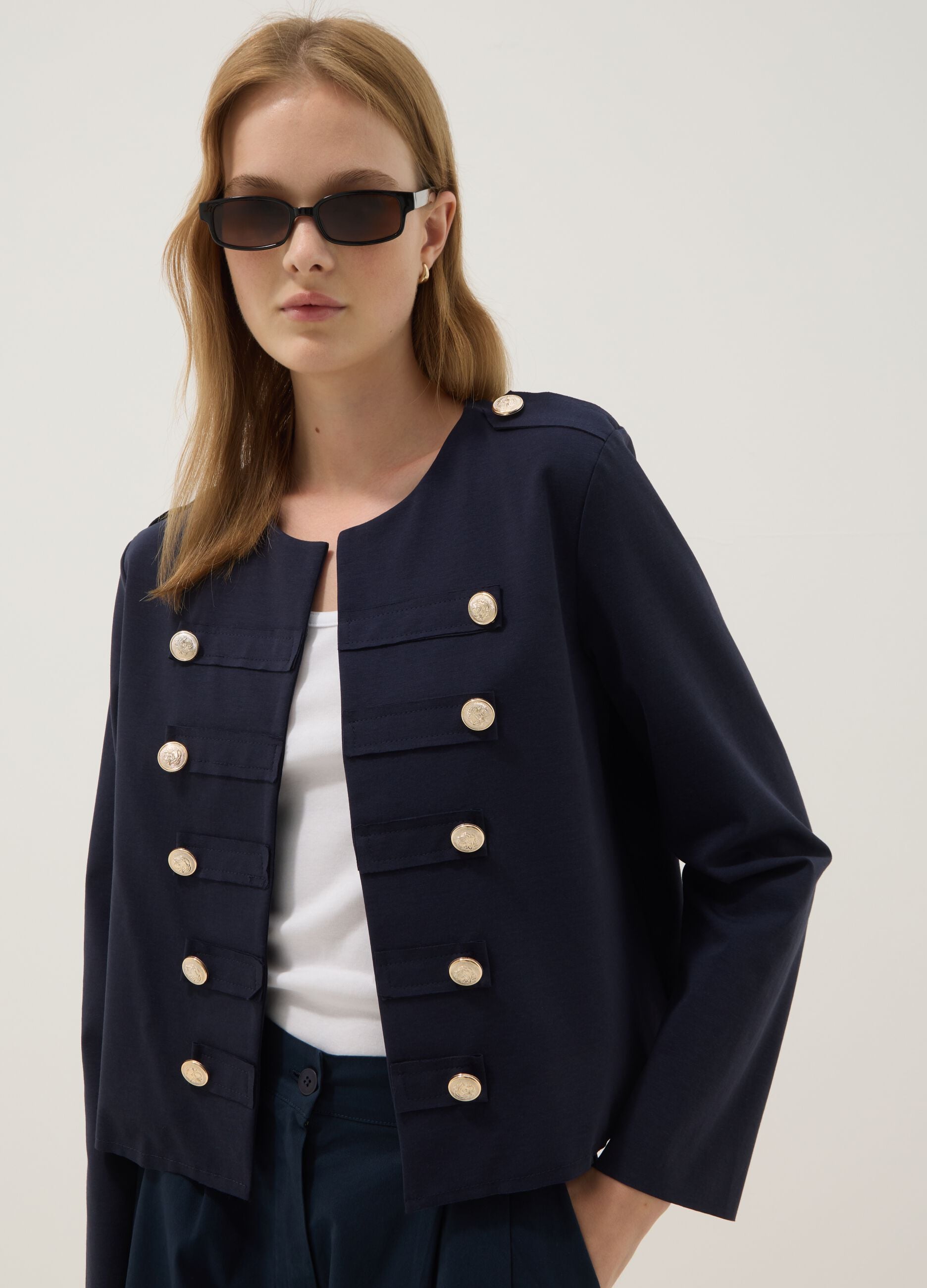 Blue cropped stretch cotton jacket with decorative buttons, regular fit