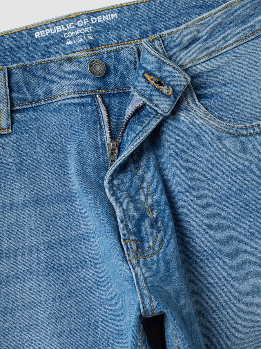 Light blue stretch cotton comfort-fit jeans_5