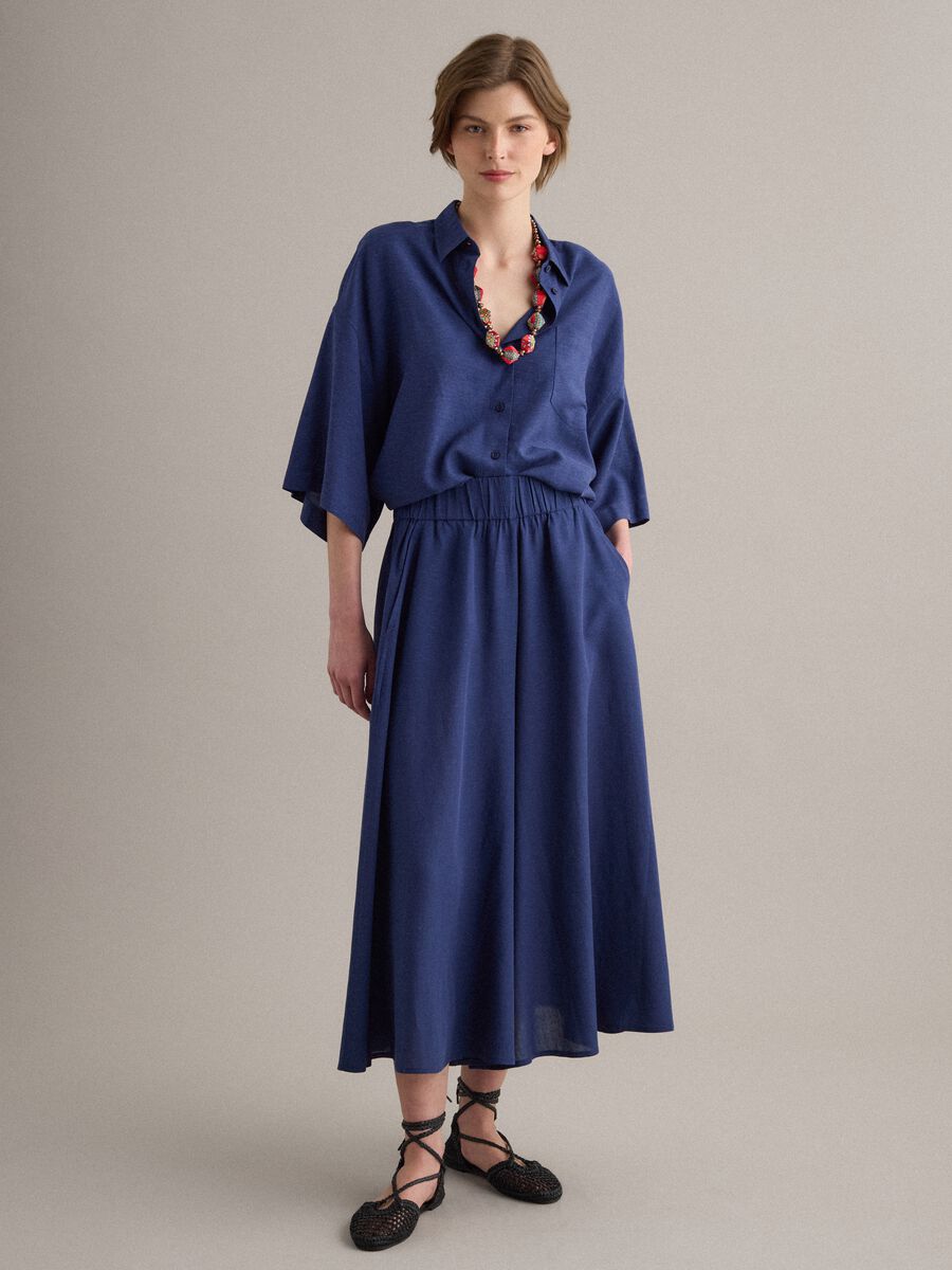 Camicia blu in misto viscosa e lino over fit_2