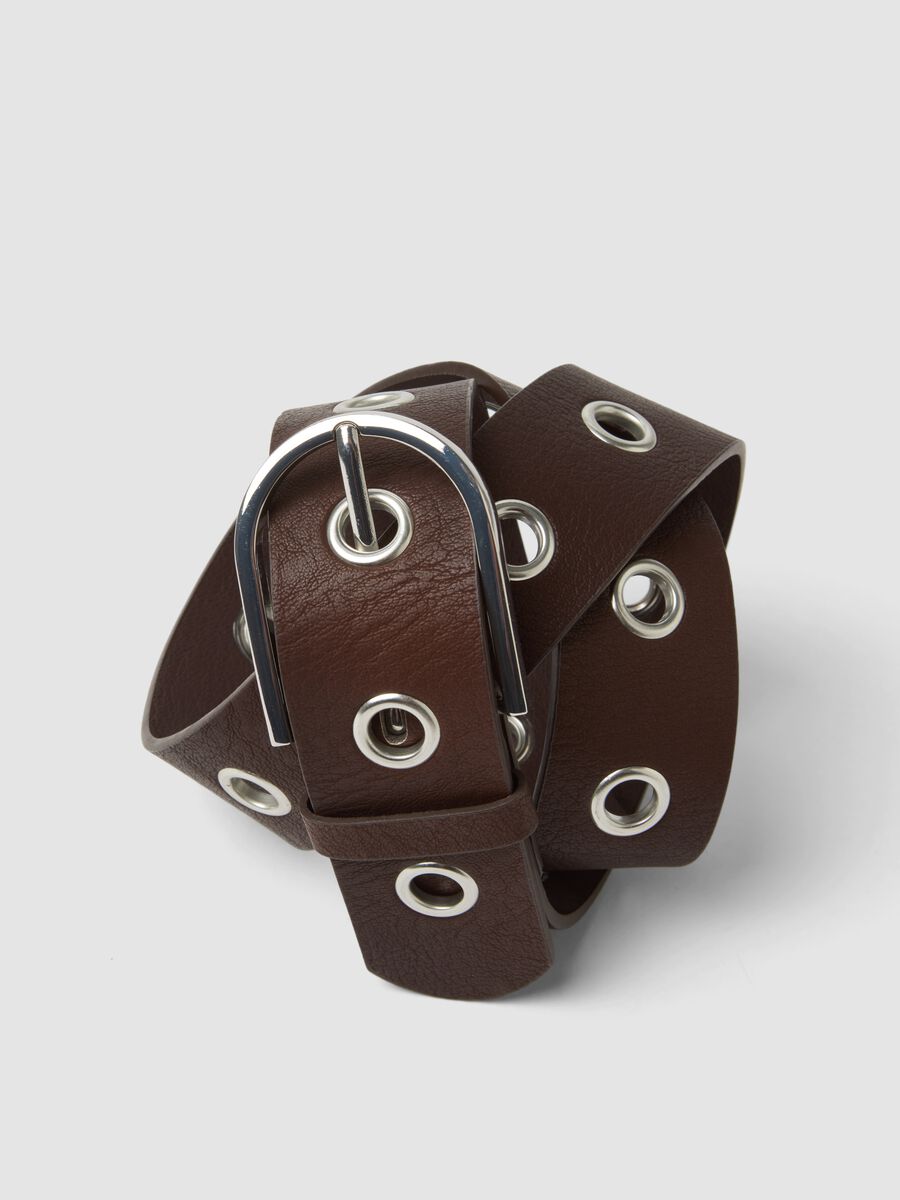 Cintura marrone con occhielli metallici_2