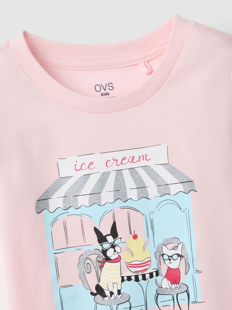 Pink pure cotton regular fit T-shirt with print for girls_3