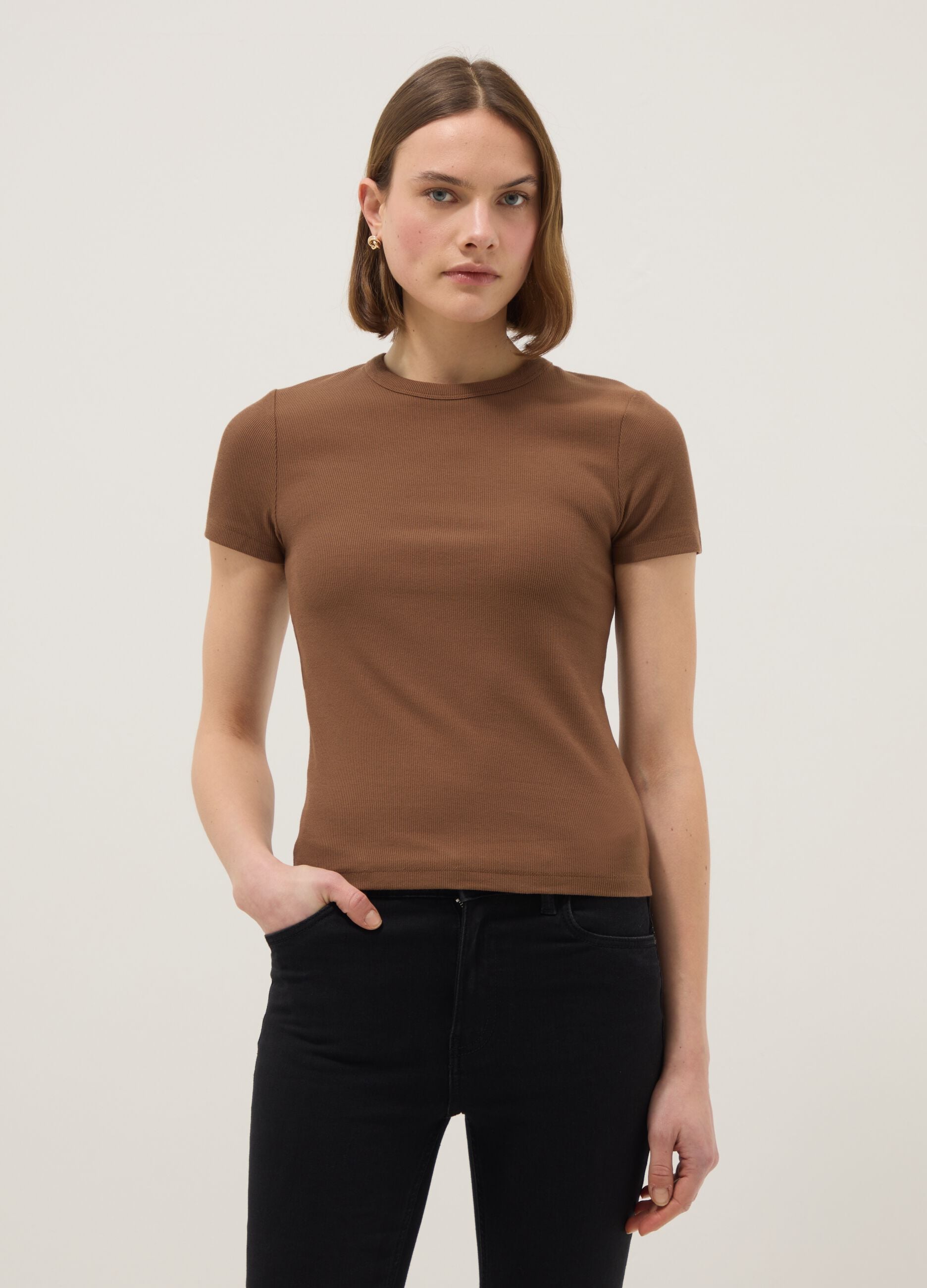Brown fitted short-sleeve stretch cotton T-shirt