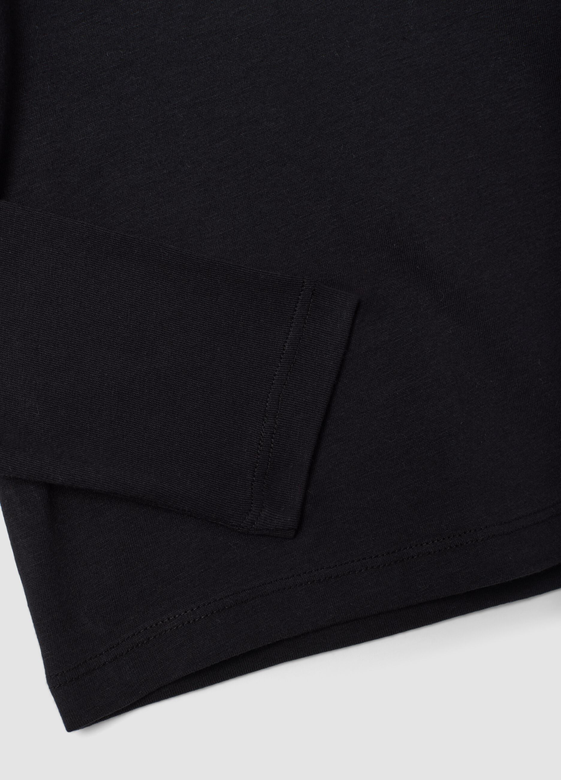 Black crew-neck T-shirt in pure organic cotton