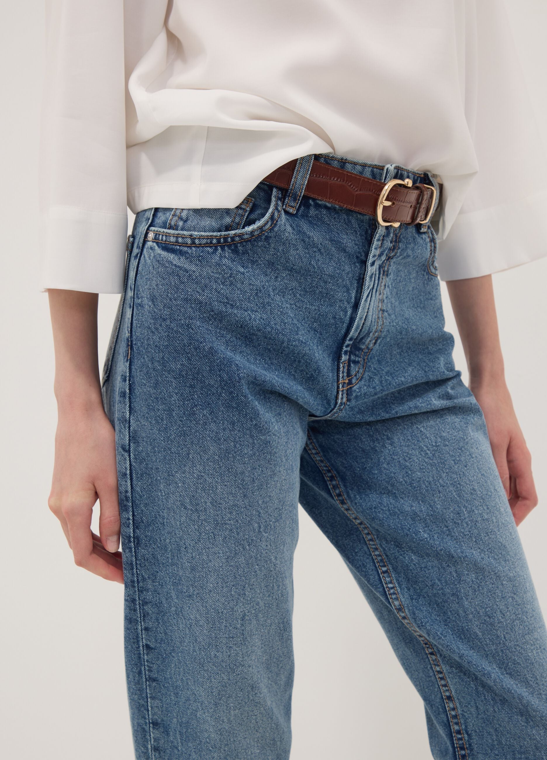 High-waisted pure cotton mom-fit denim jeans