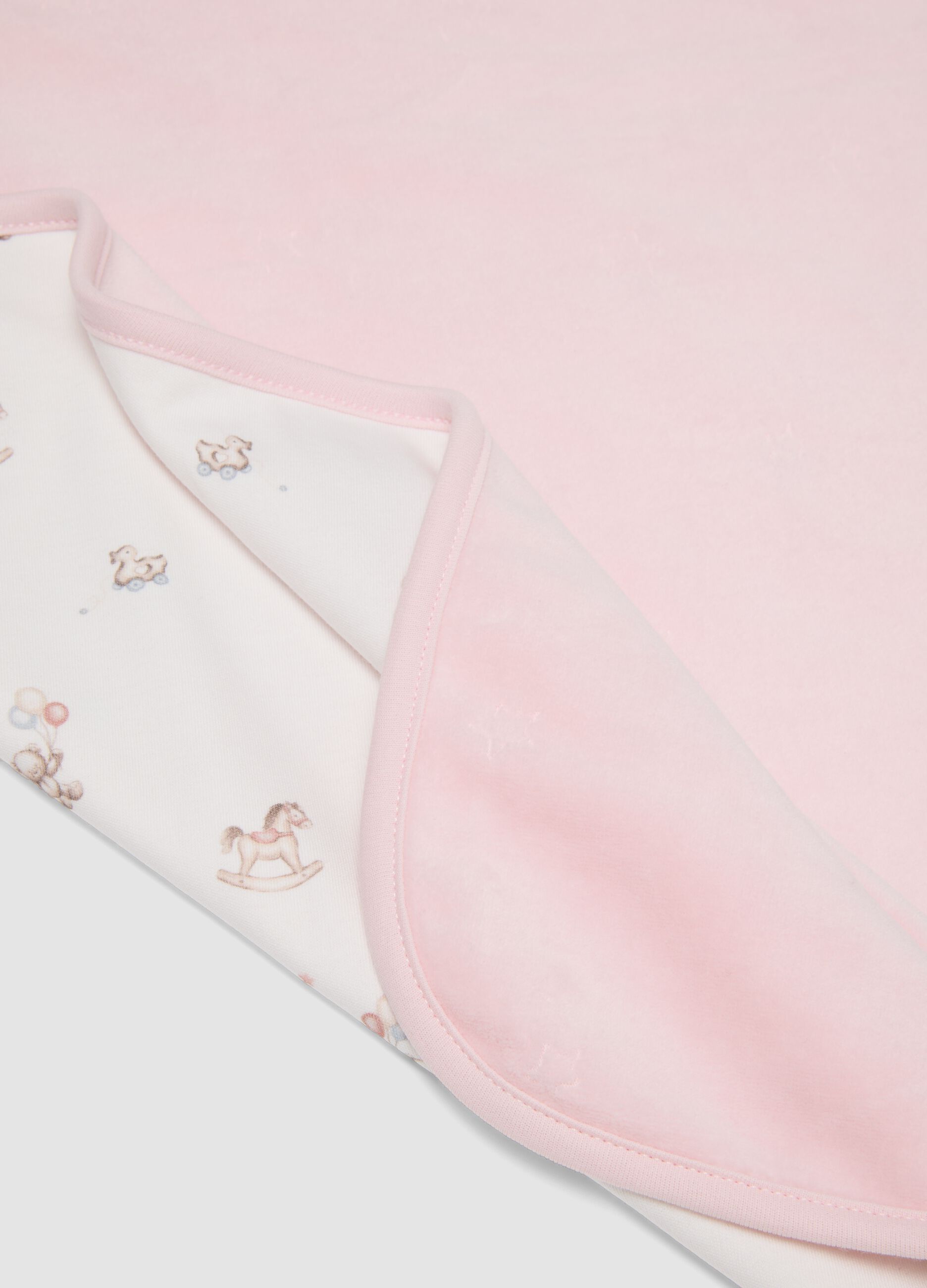 Pink printed organic cotton-blend blanket for baby girl