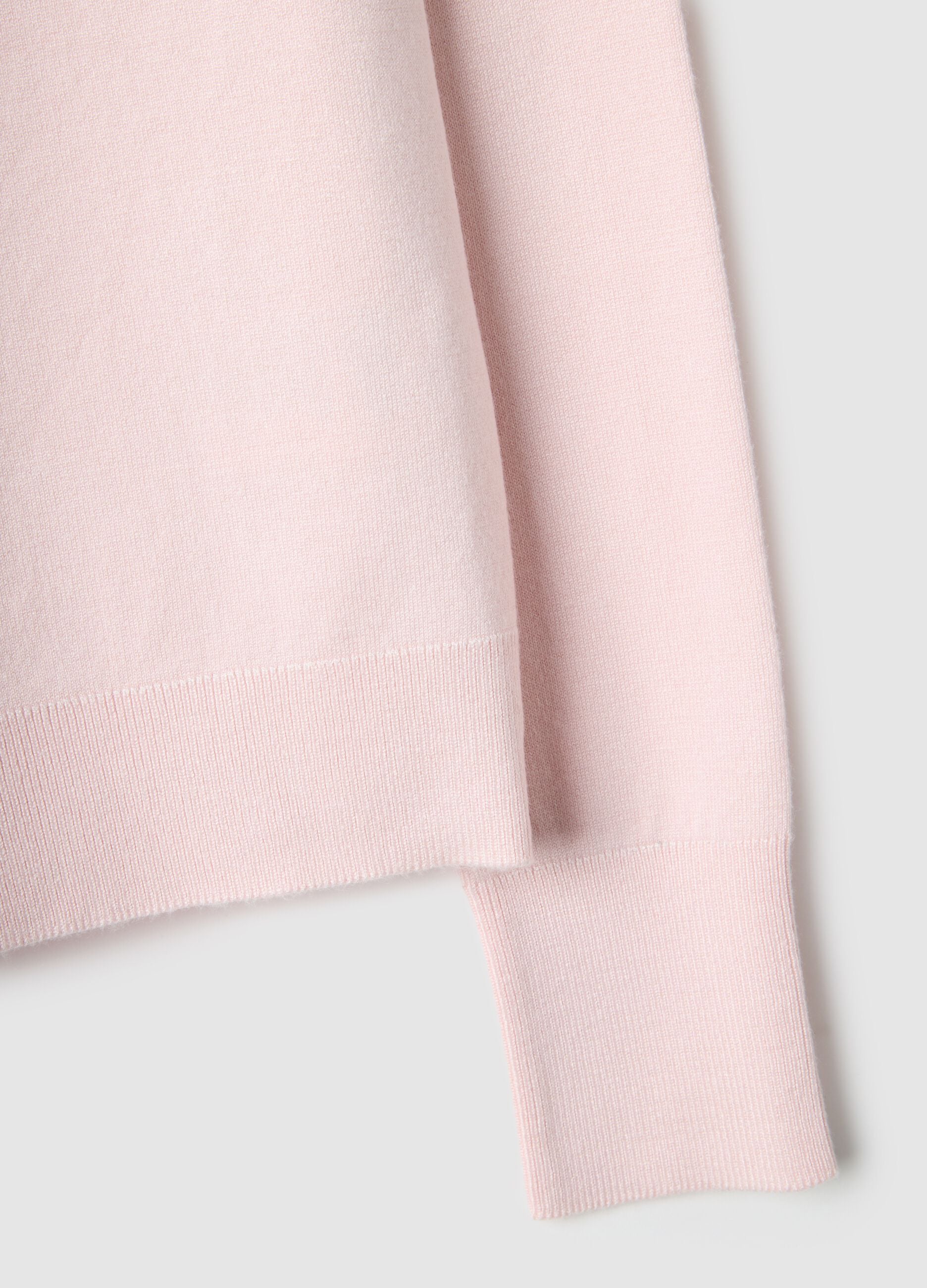 Pink crew-neck sweater regular fit