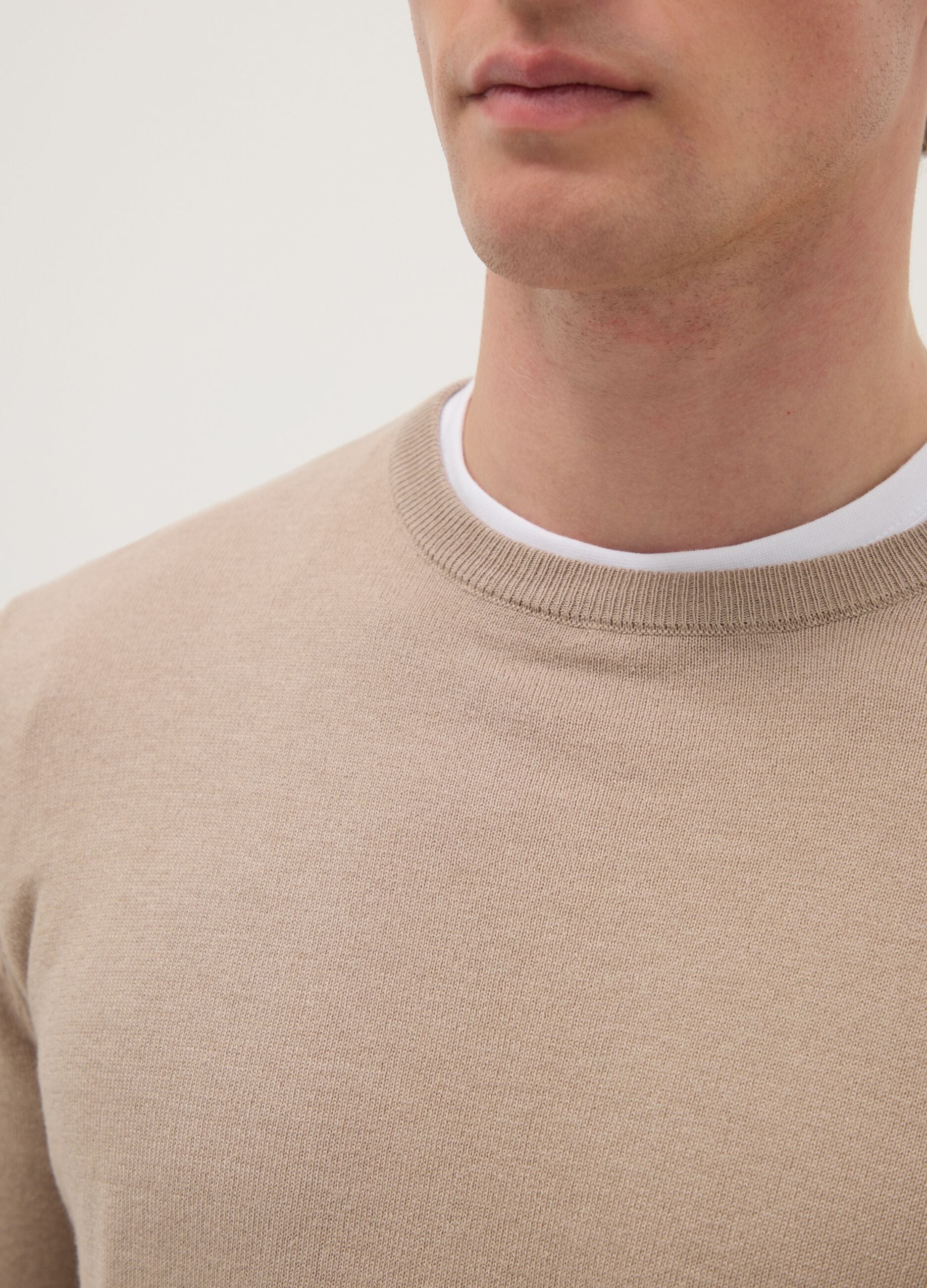 Beige crew neck pullover in regular fit cotton blend