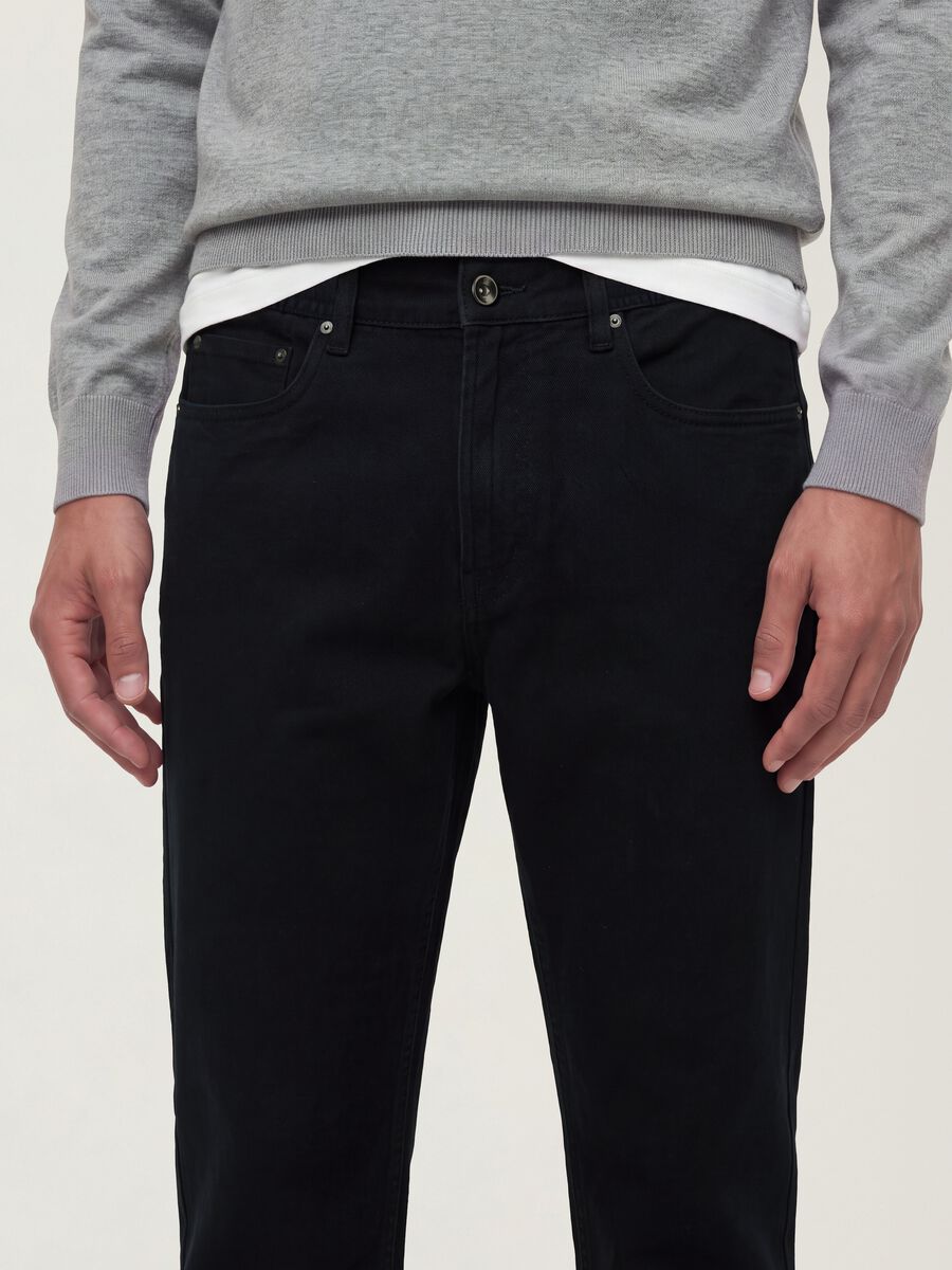 Black straight-leg trousers in stretch cotton twill_3