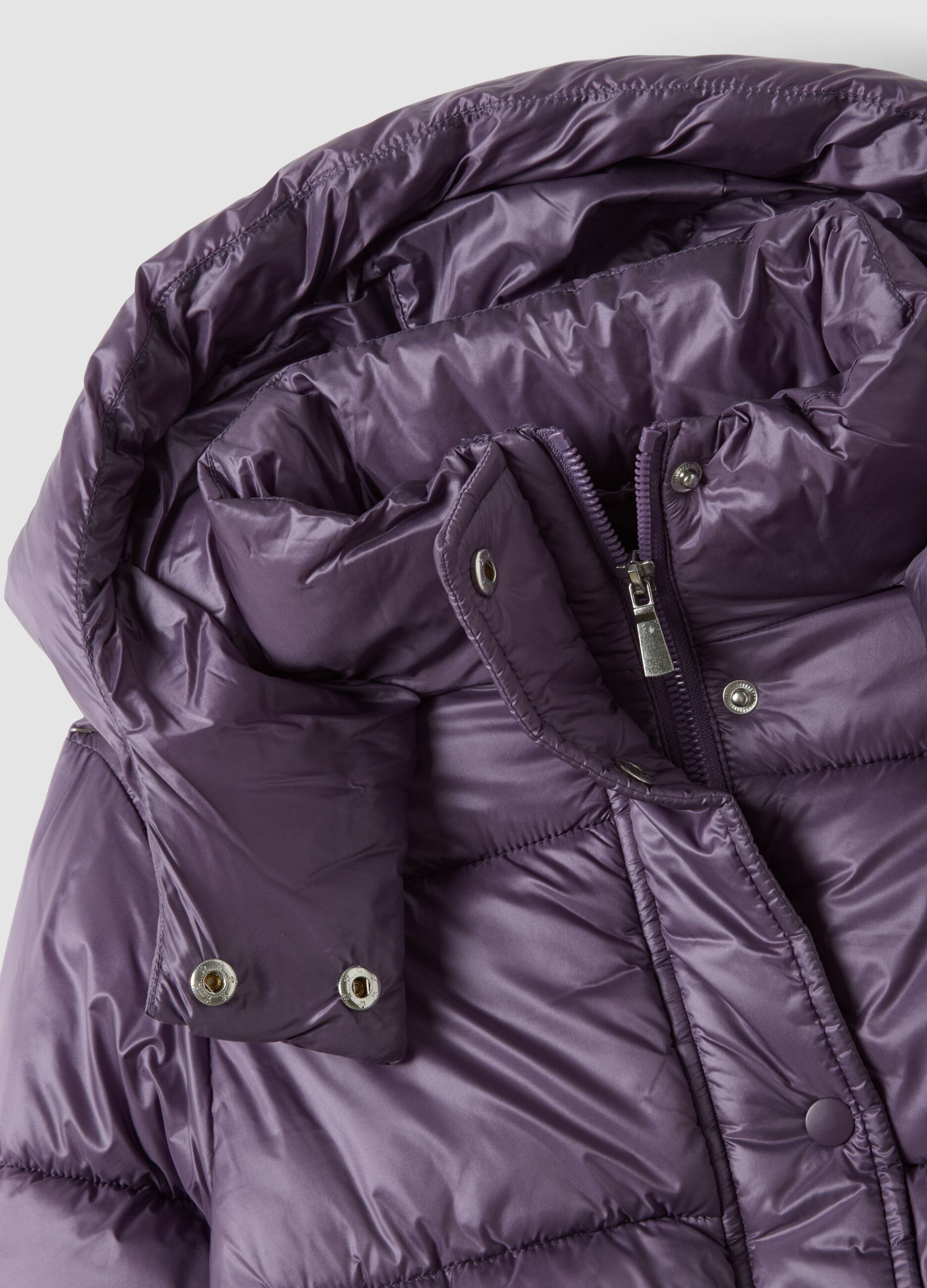 Purple hooded padded jacket with zip fastening