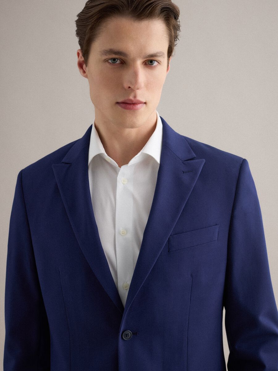 Giacca blu slim fit con revers a lancia_3