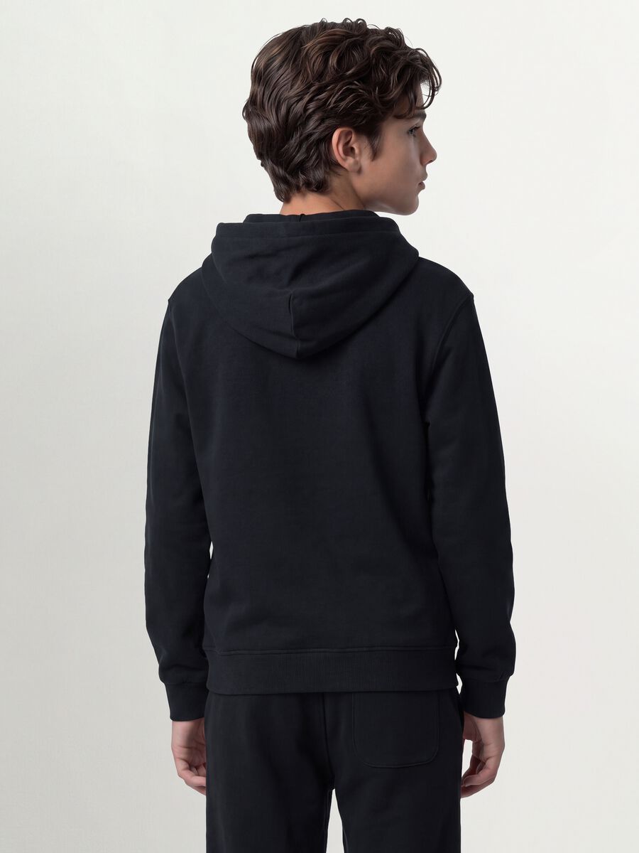 Black organic cotton zip-up hoodie for boys, relaxed fit_3