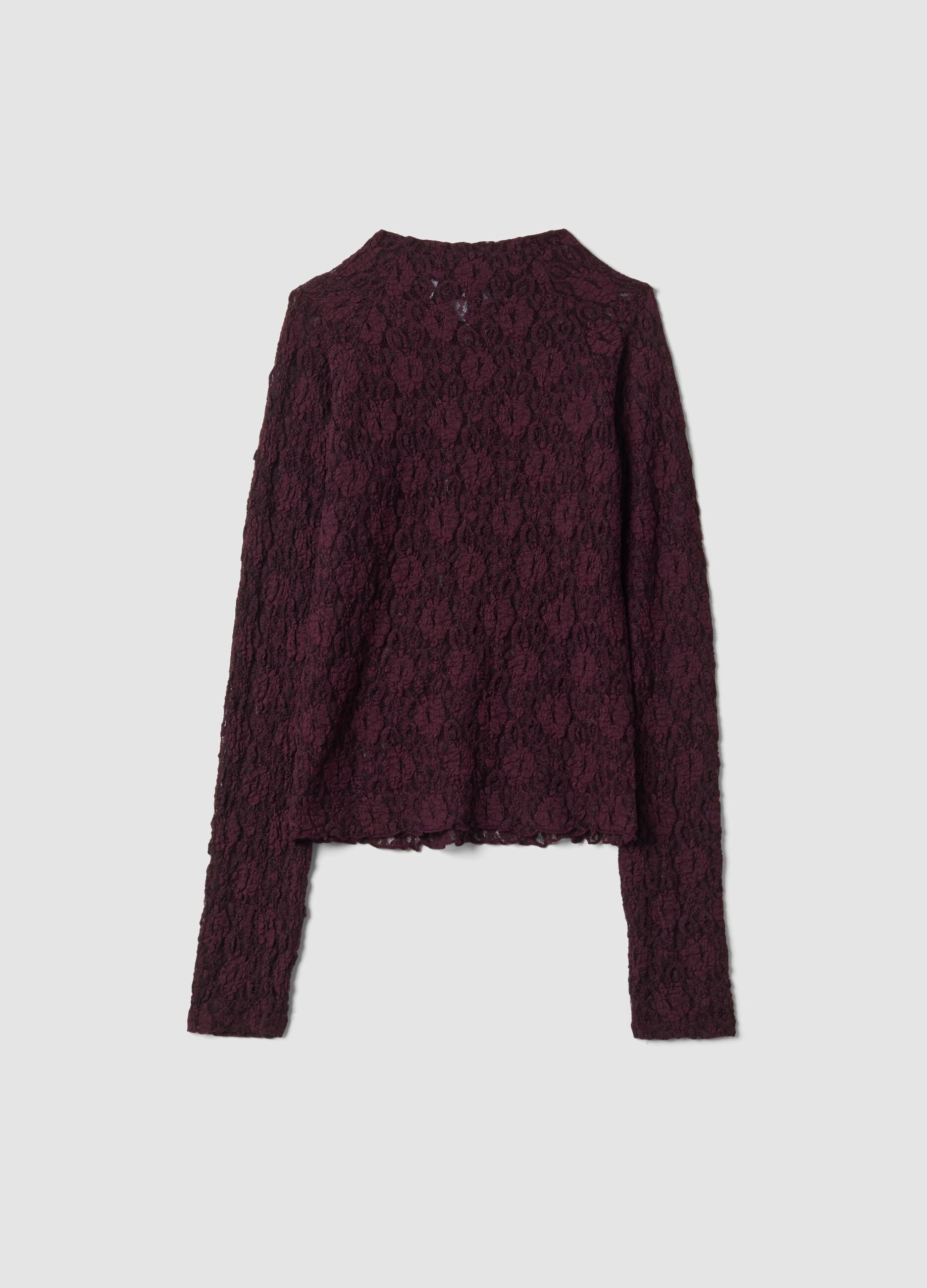 Purple perforated stretch T-shirt with raised collar