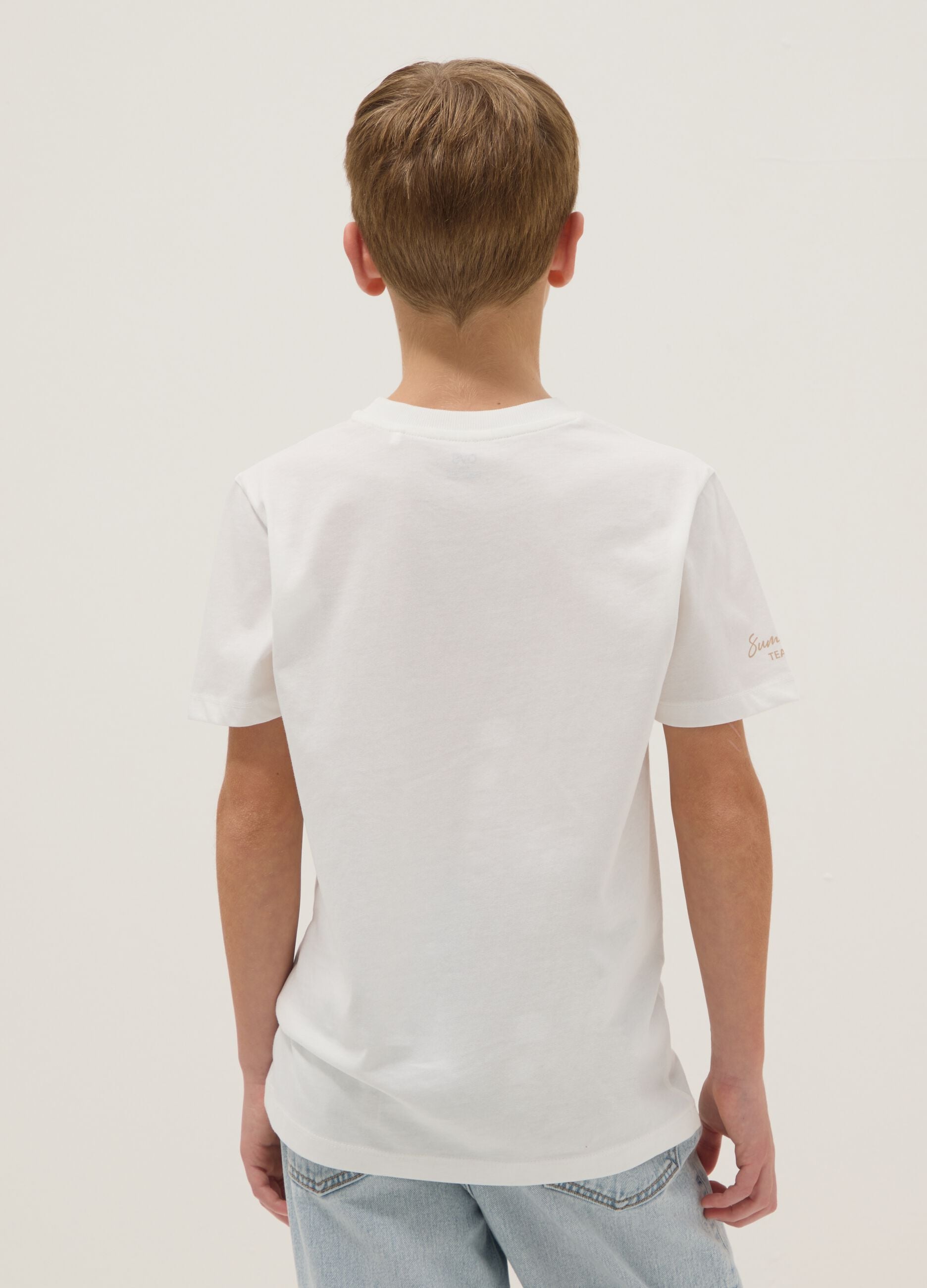 Boys' regular fit white pure cotton T-shirt with print