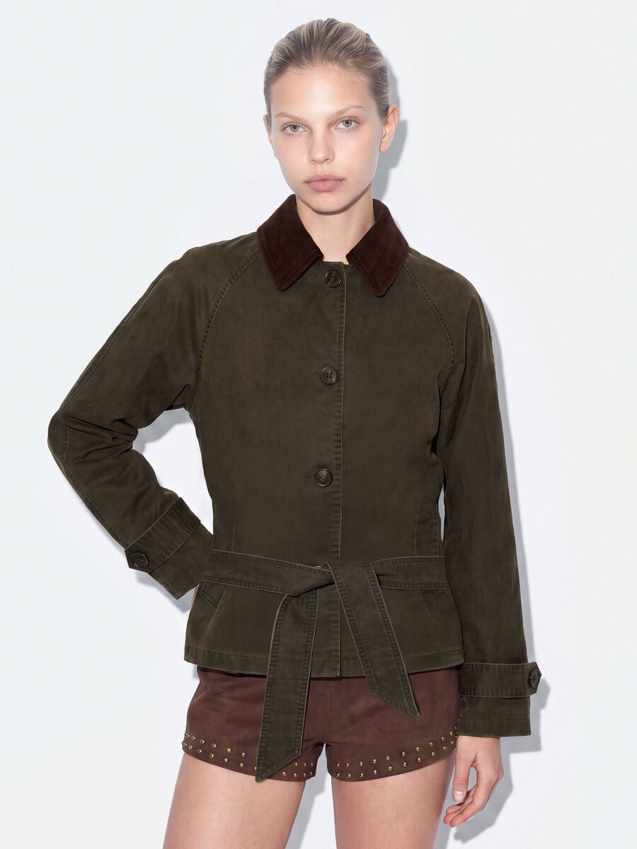 Green cotton-blend trench coat with contrasting collar, regular fit_0