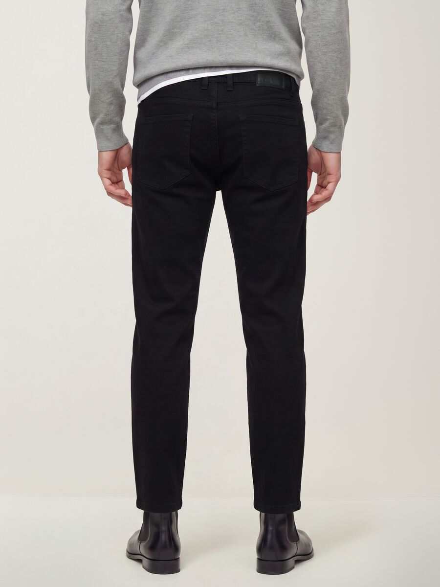Black straight-leg trousers in stretch cotton twill_2