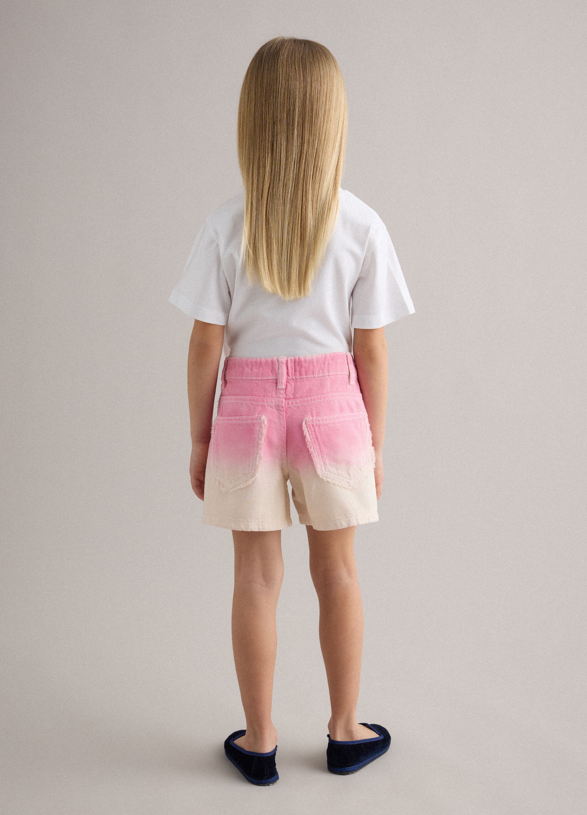 Girls&rsquo; multicolour pure cotton shorts, regular fit